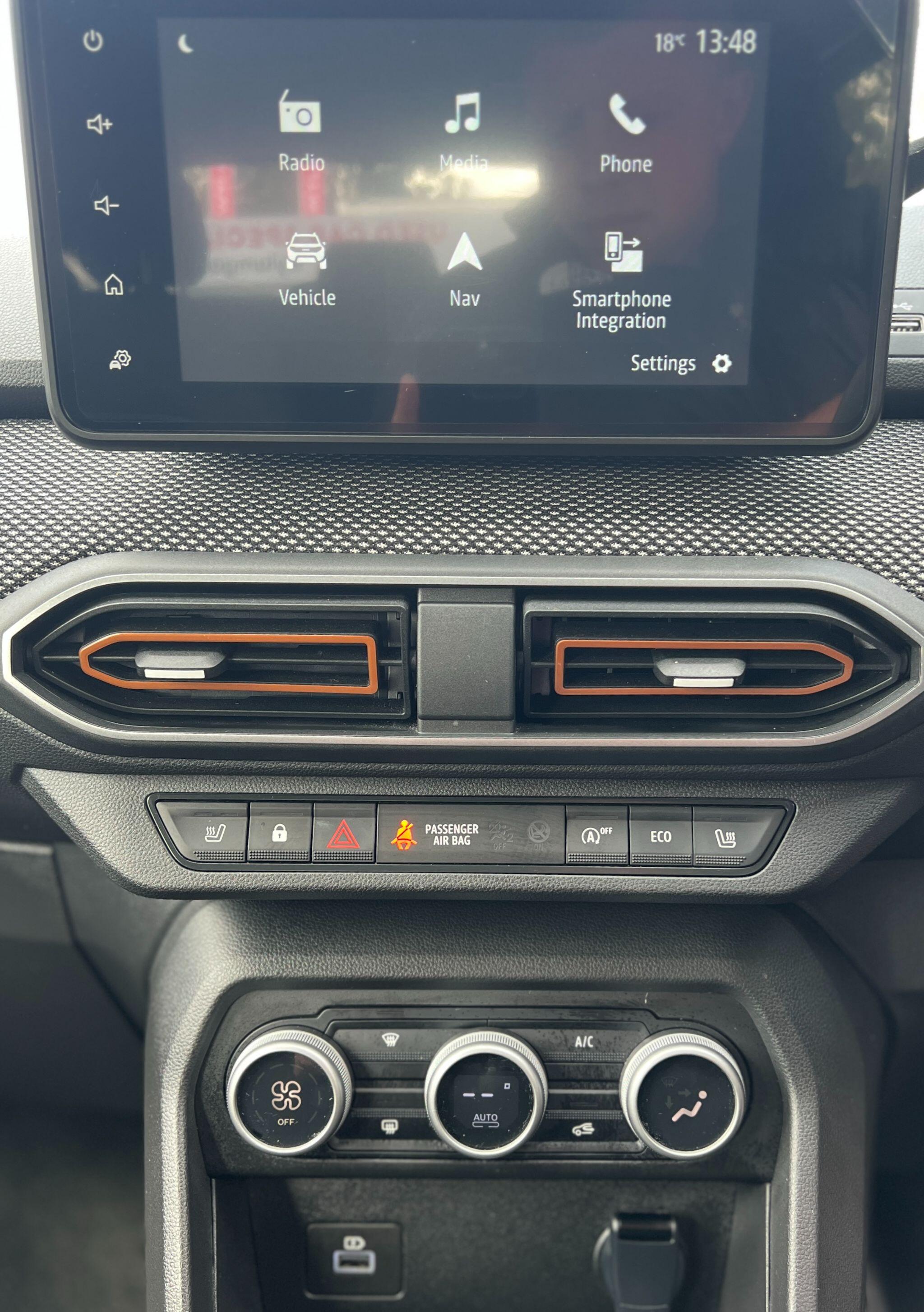 Dacia Sandero view 33