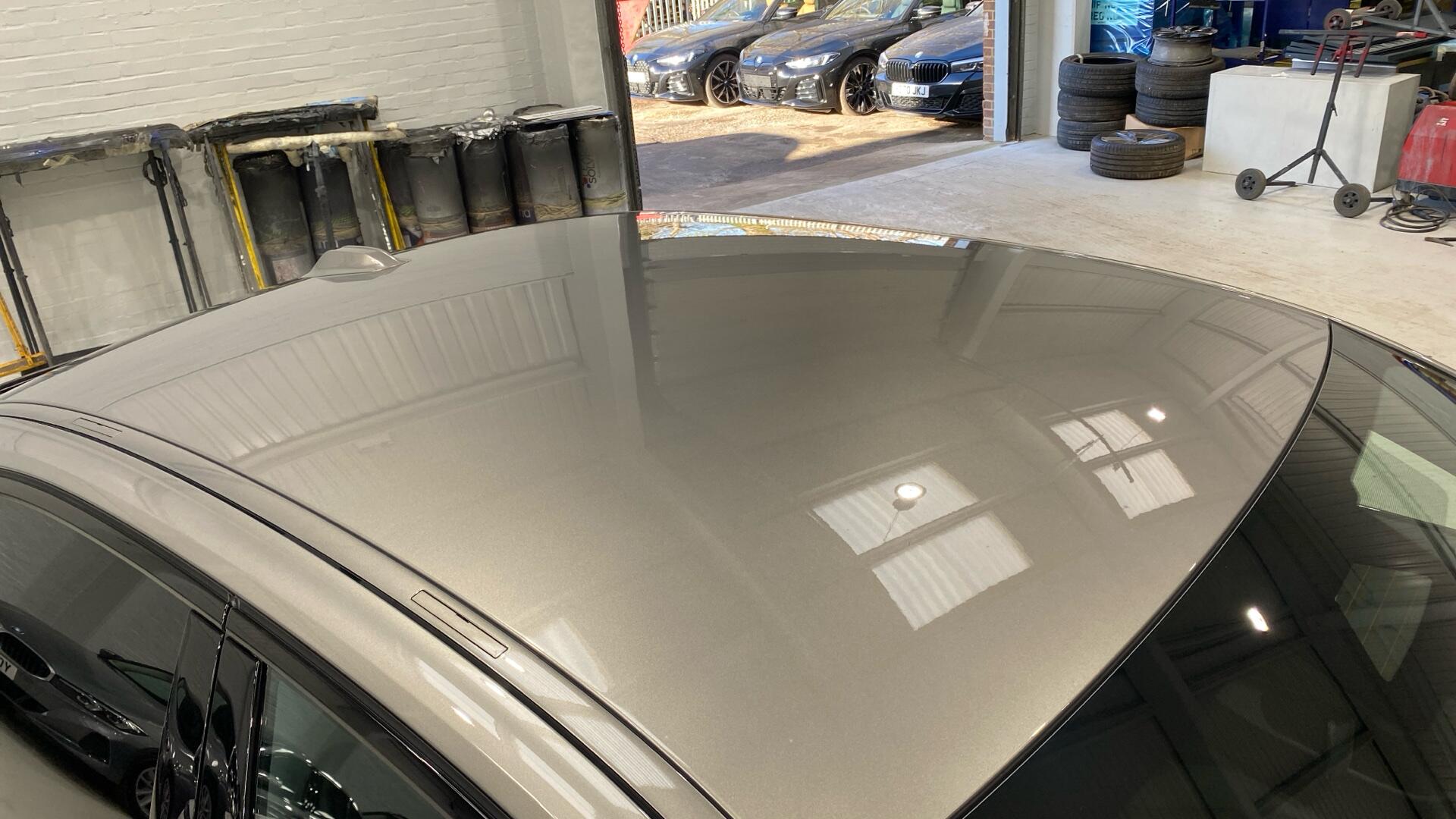 BMW i5 view 21