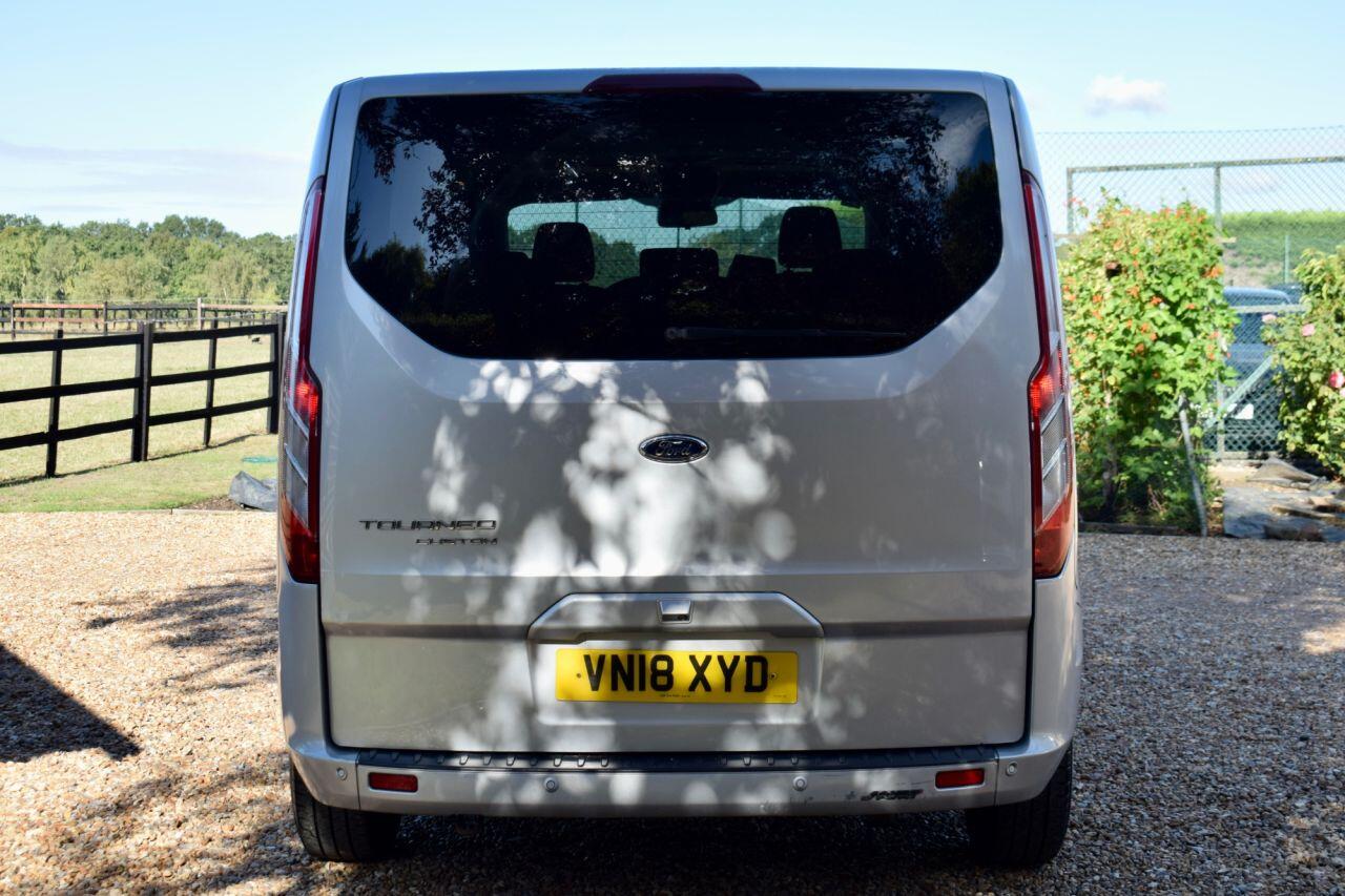 Ford Tourneo Custom view 11