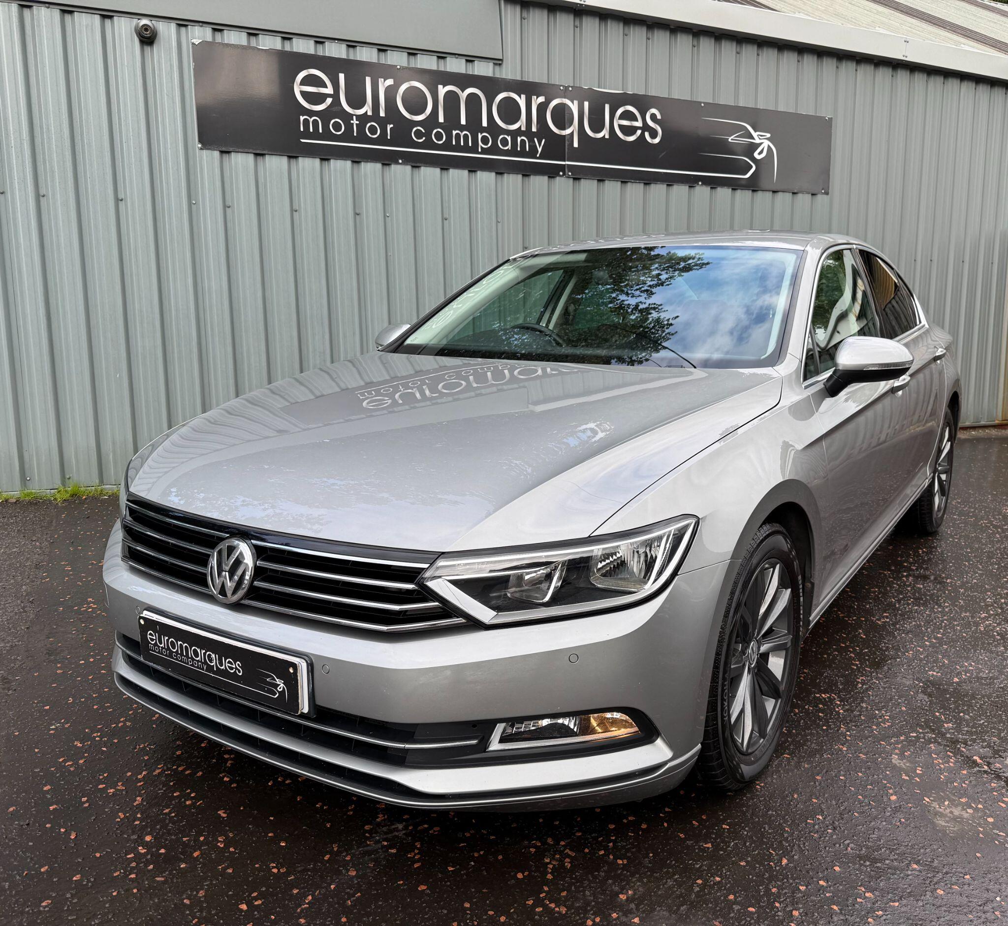 Volkswagen Passat view 10