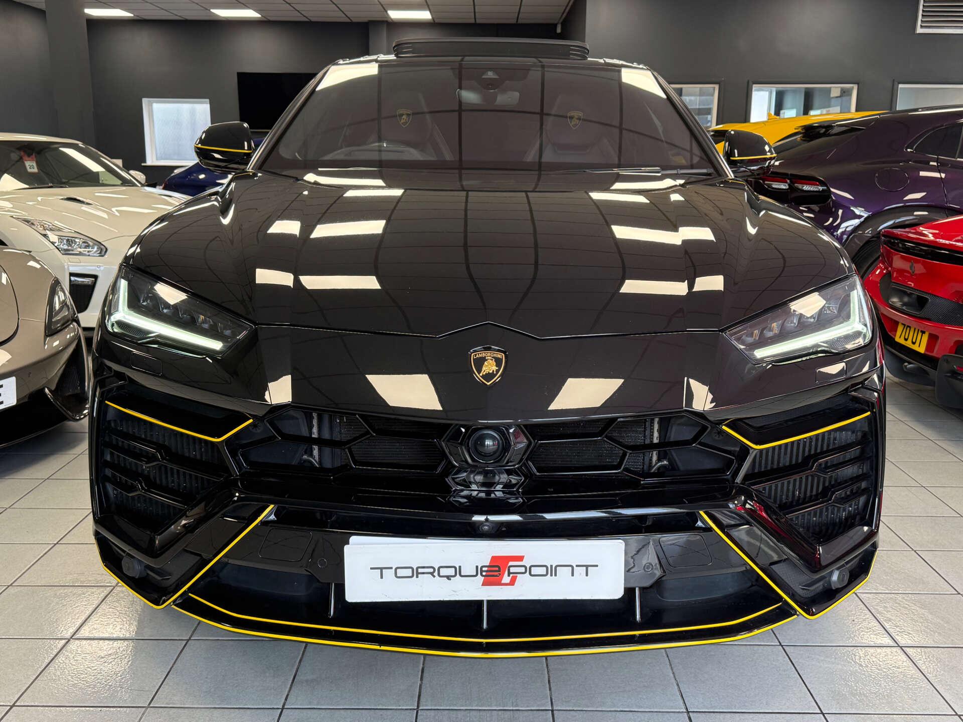Lamborghini Urus view 8