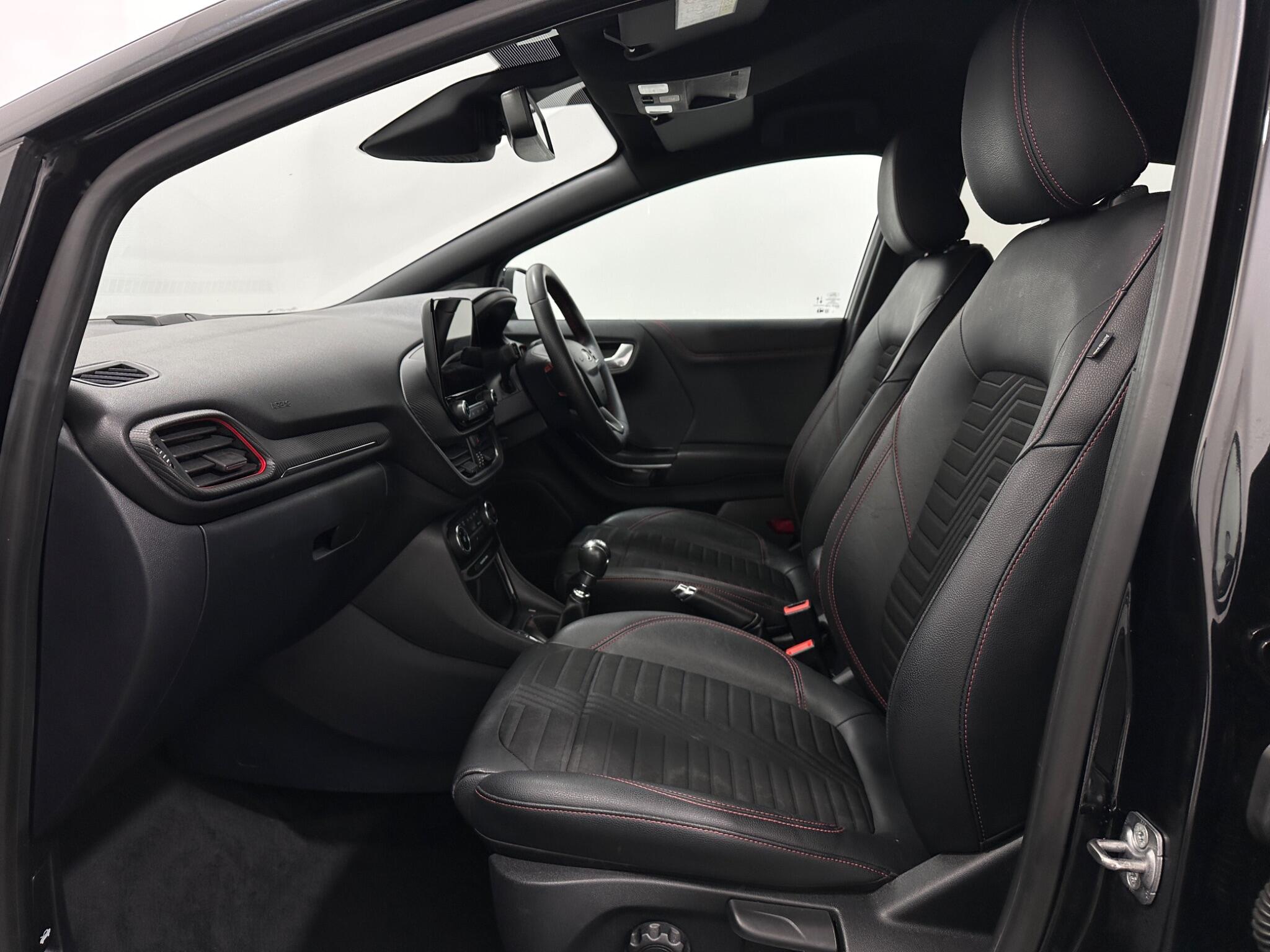 Ford Puma view 32