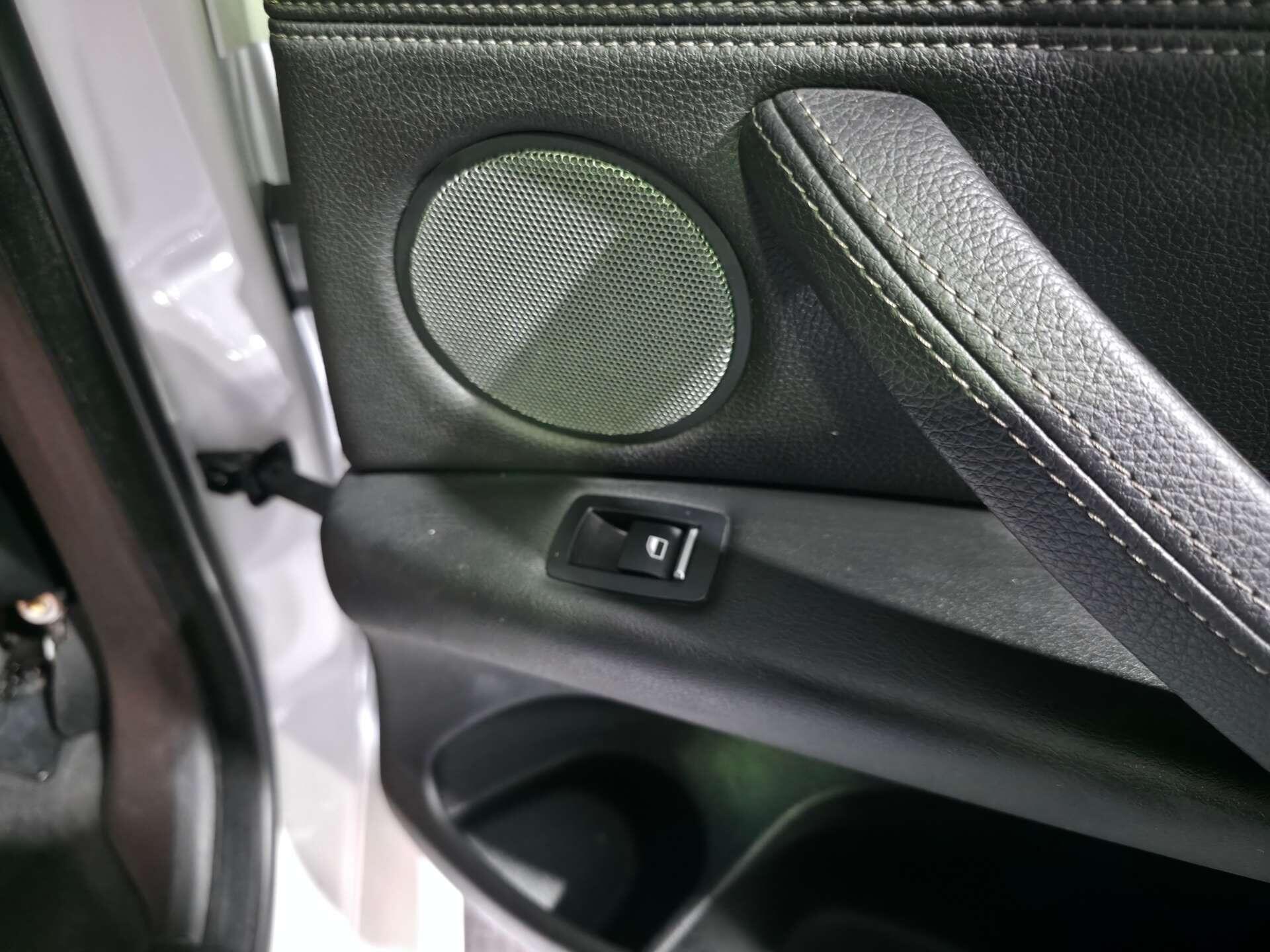 BMW X6 view 66