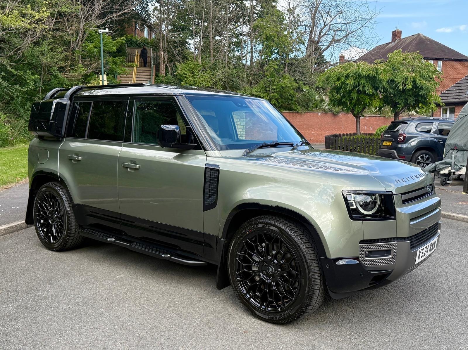 Land Rover Defender view 75