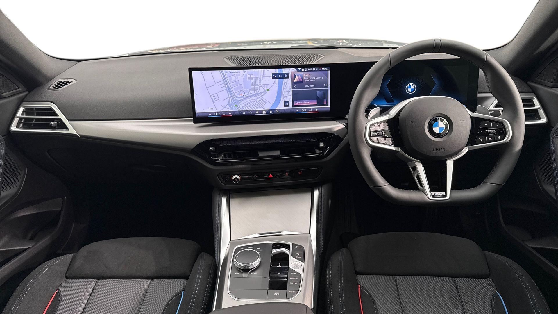 BMW 2 Series view 4