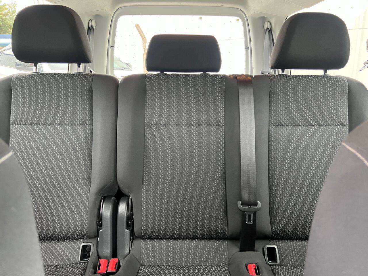 Volkswagen Caddy Maxi Life view 25
