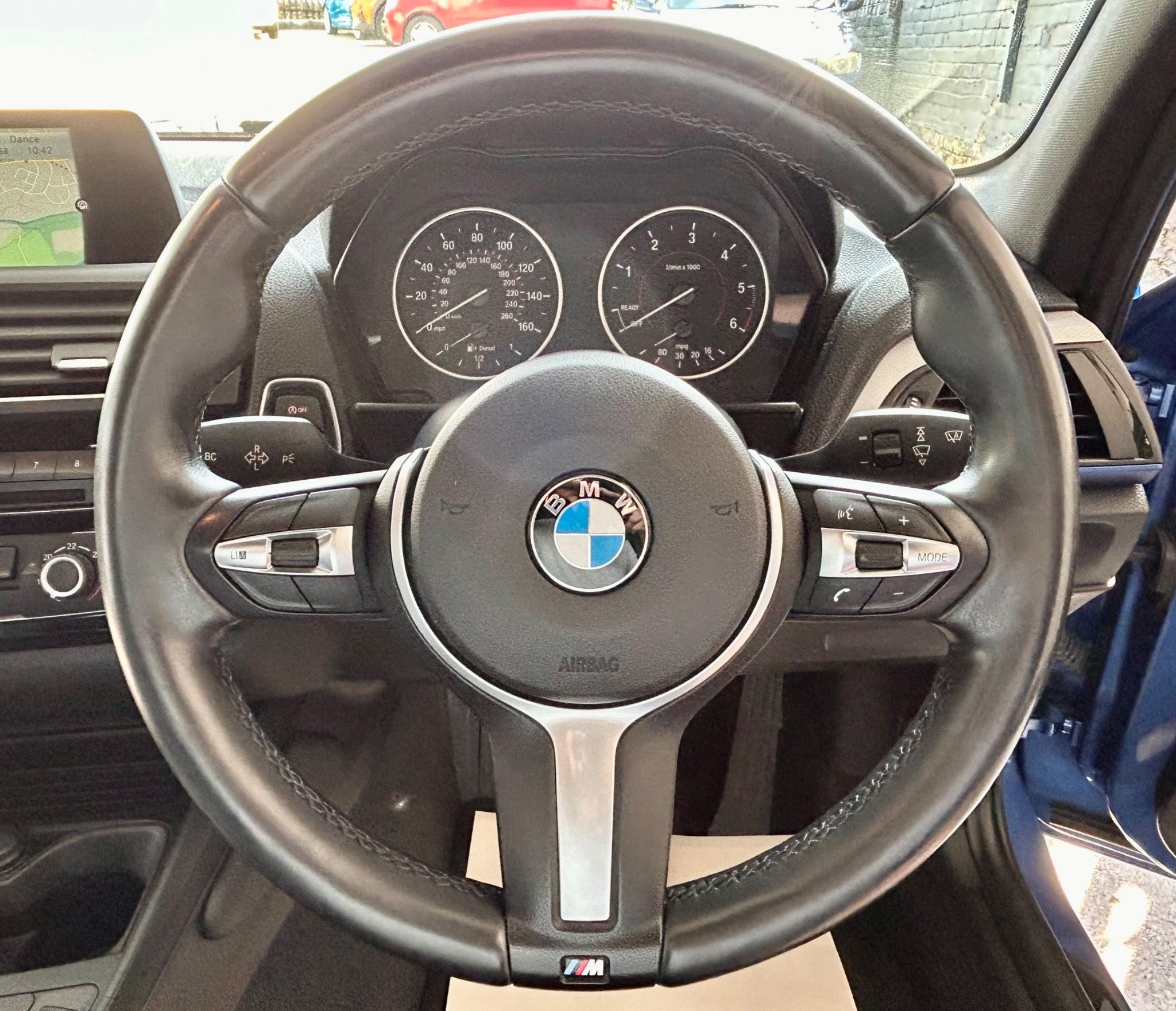 BMW 1 Series view 23