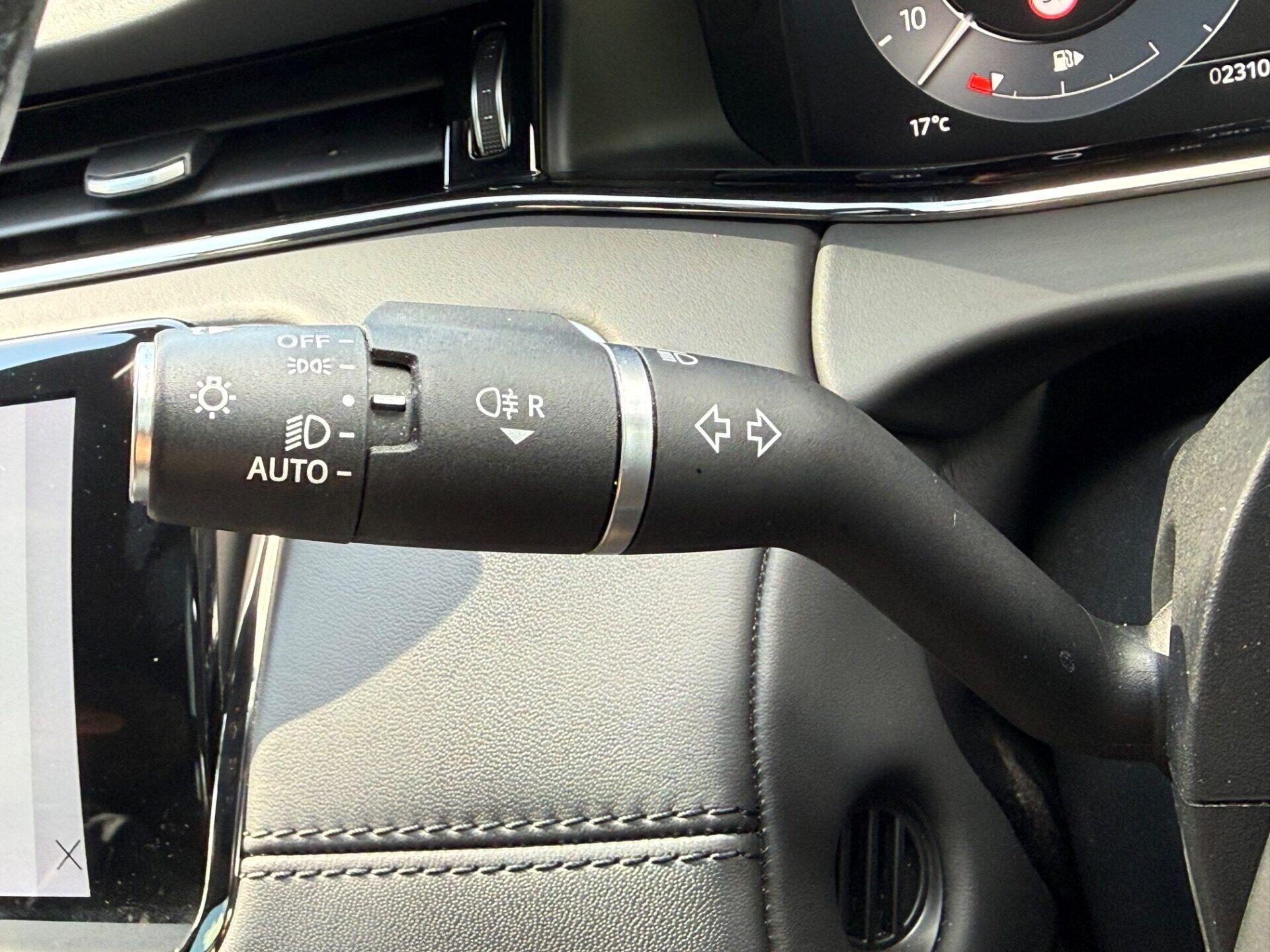 Land Rover Range Rover Evoque view 39