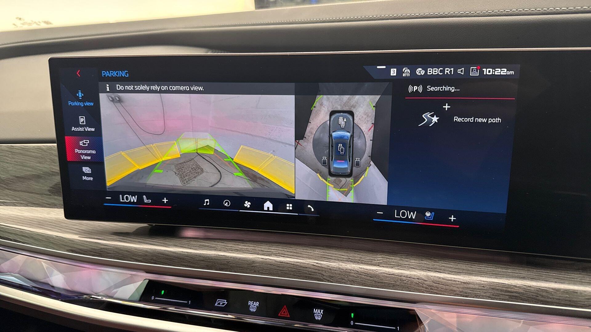 BMW I7 view 31