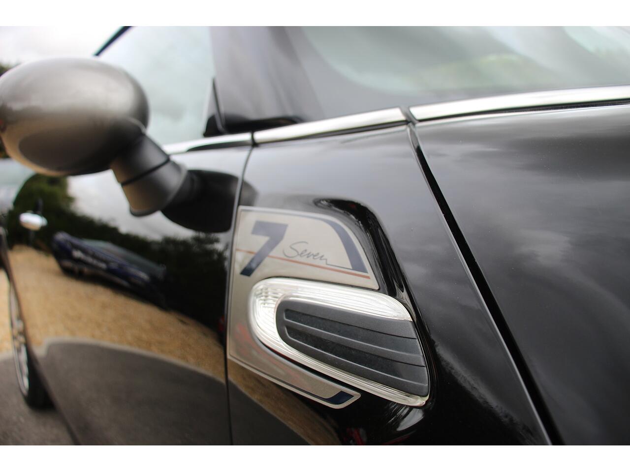 Mini Hatch view 34