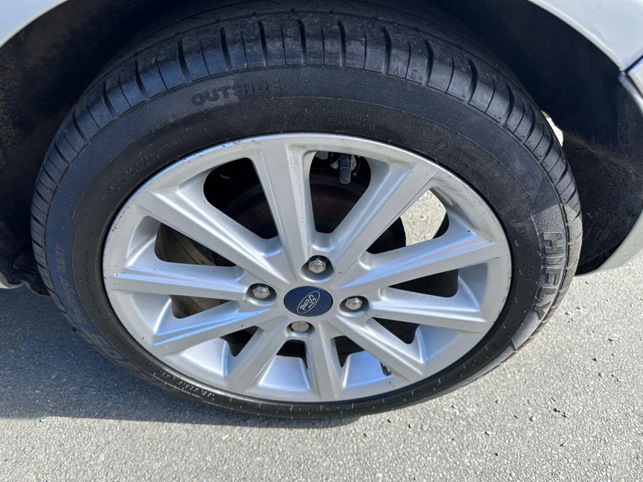 Ford Fiesta view 16