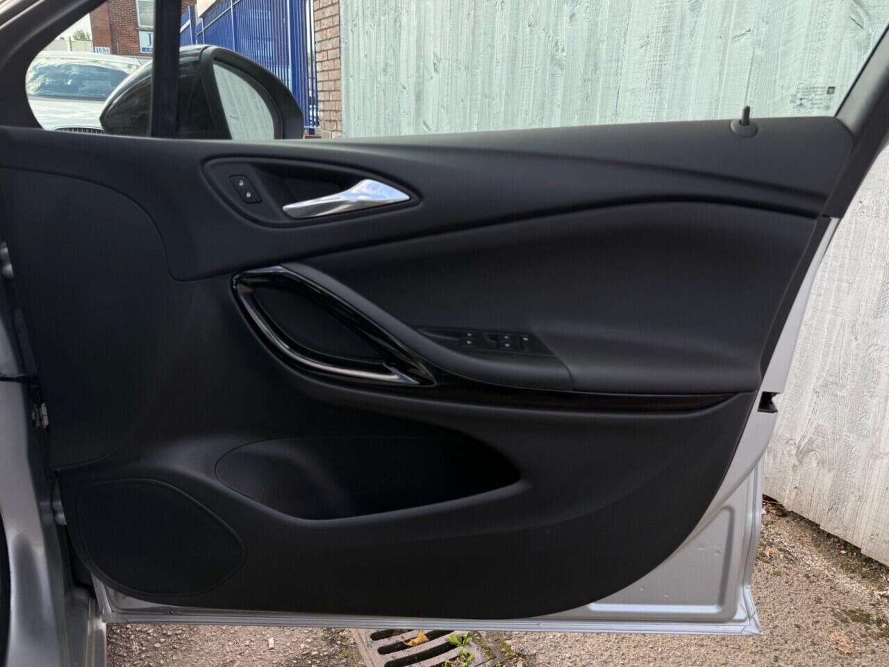 Vauxhall Astra view 37