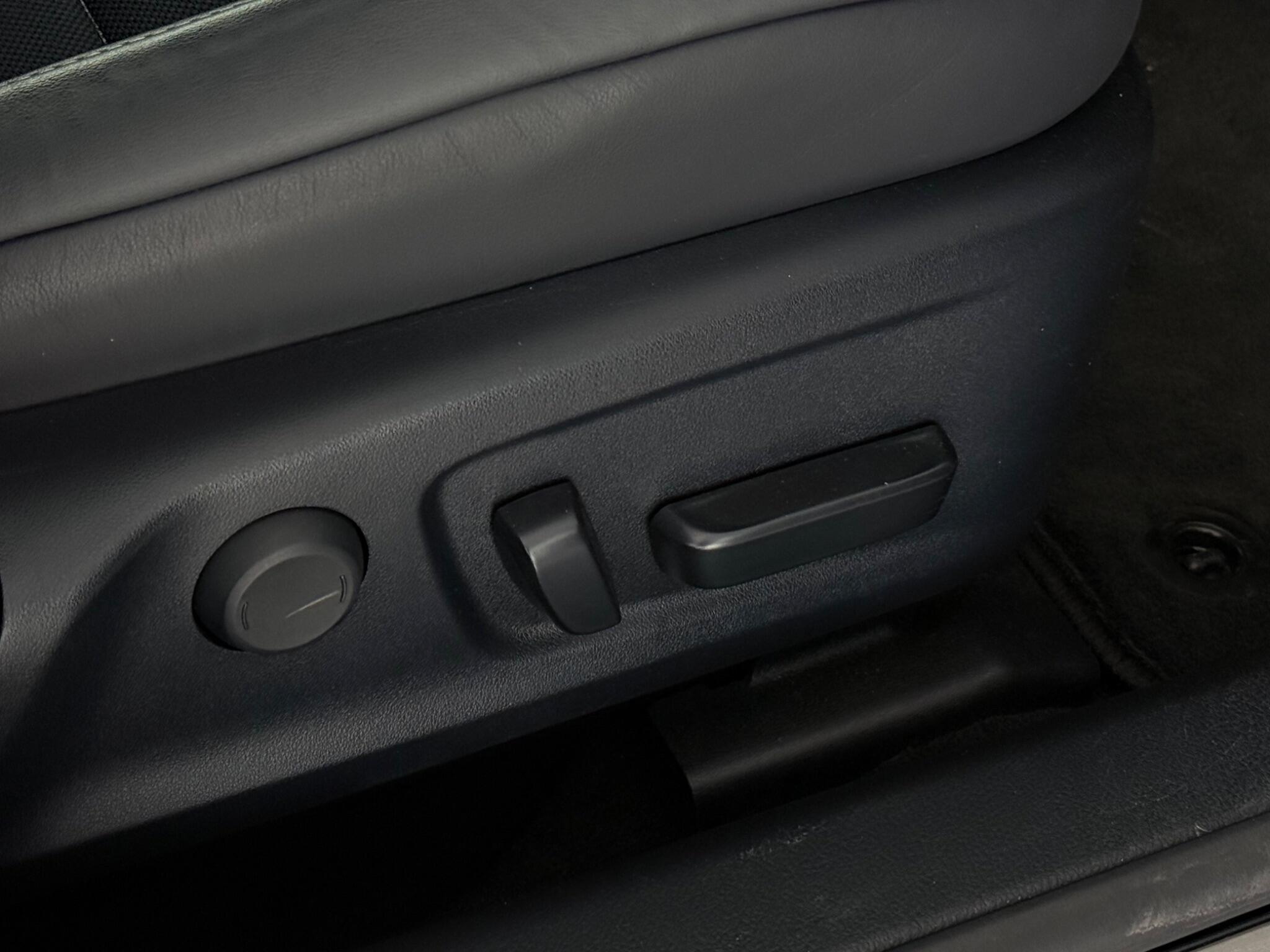 Lexus Is view 19