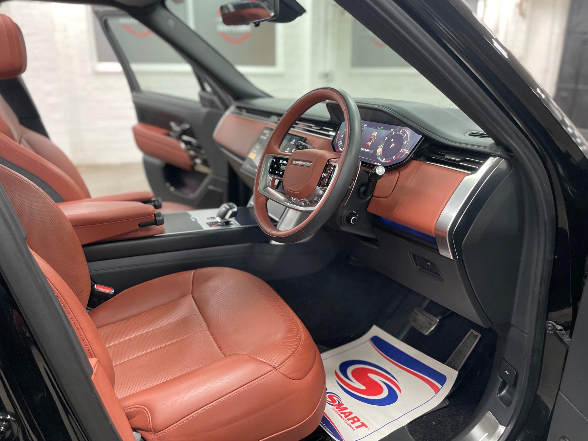 Land Rover Range Rover view 71