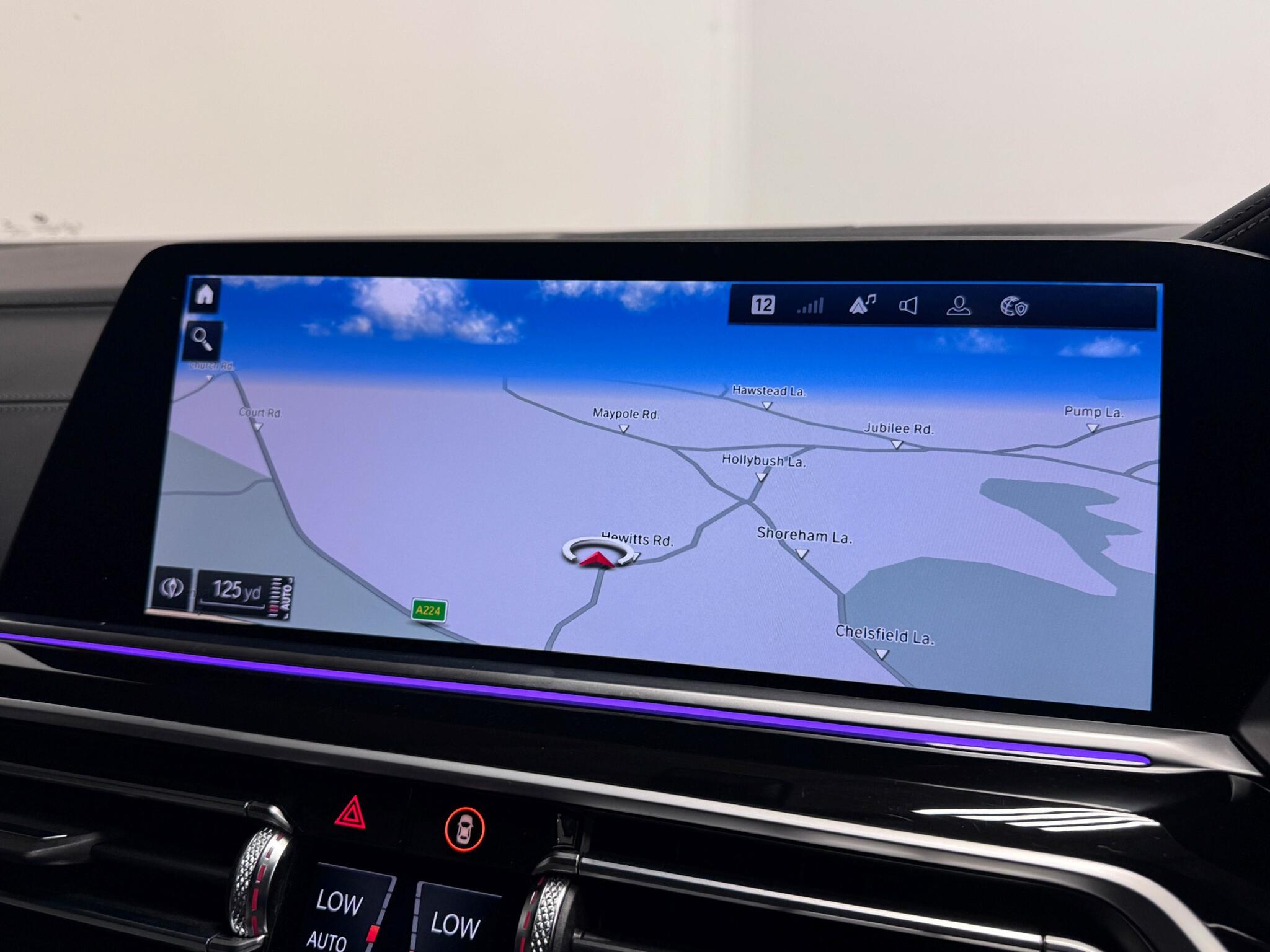 BMW X6 M view 7