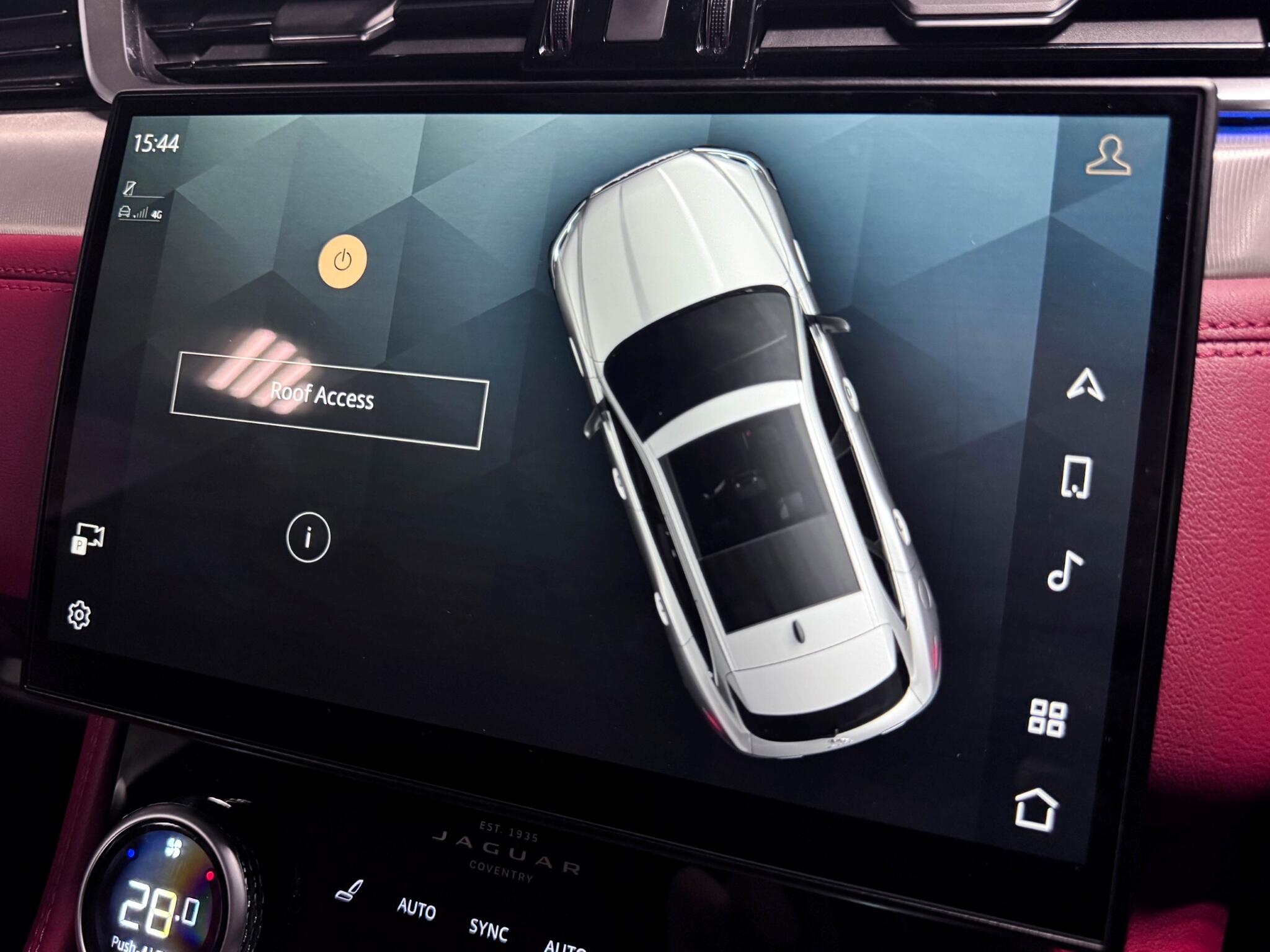 Jaguar F-Pace view 50