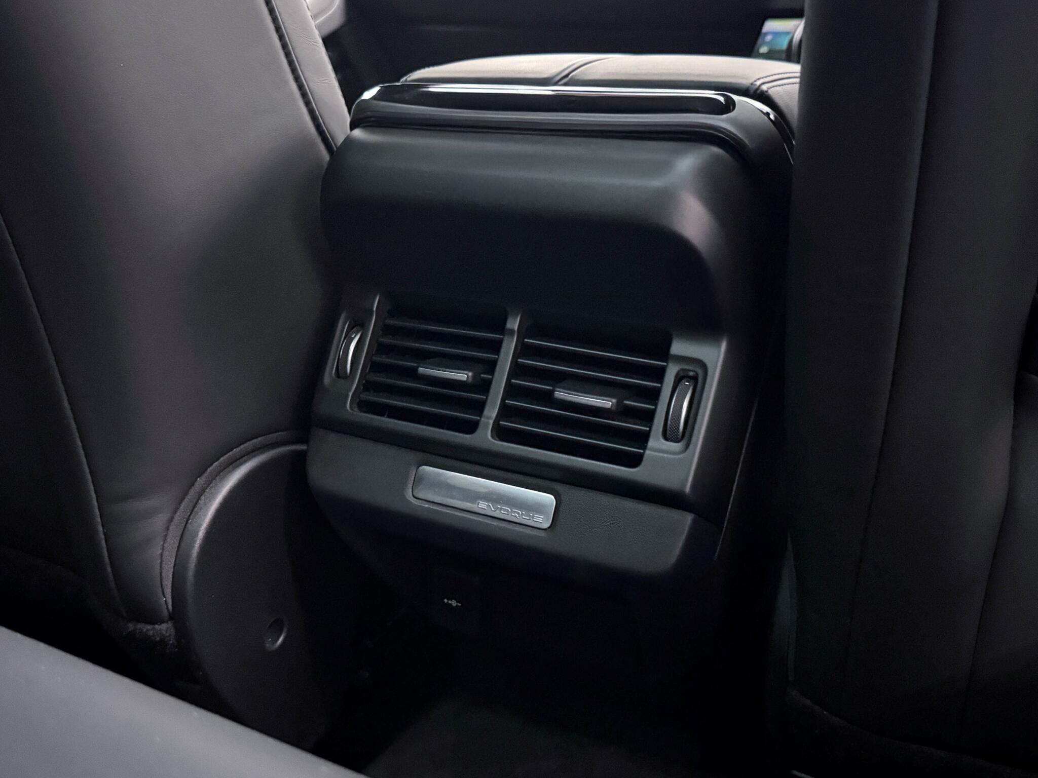 Land Rover Range Rover Evoque view 12
