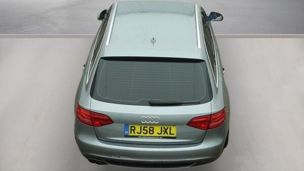 Audi A4 Avant view 8