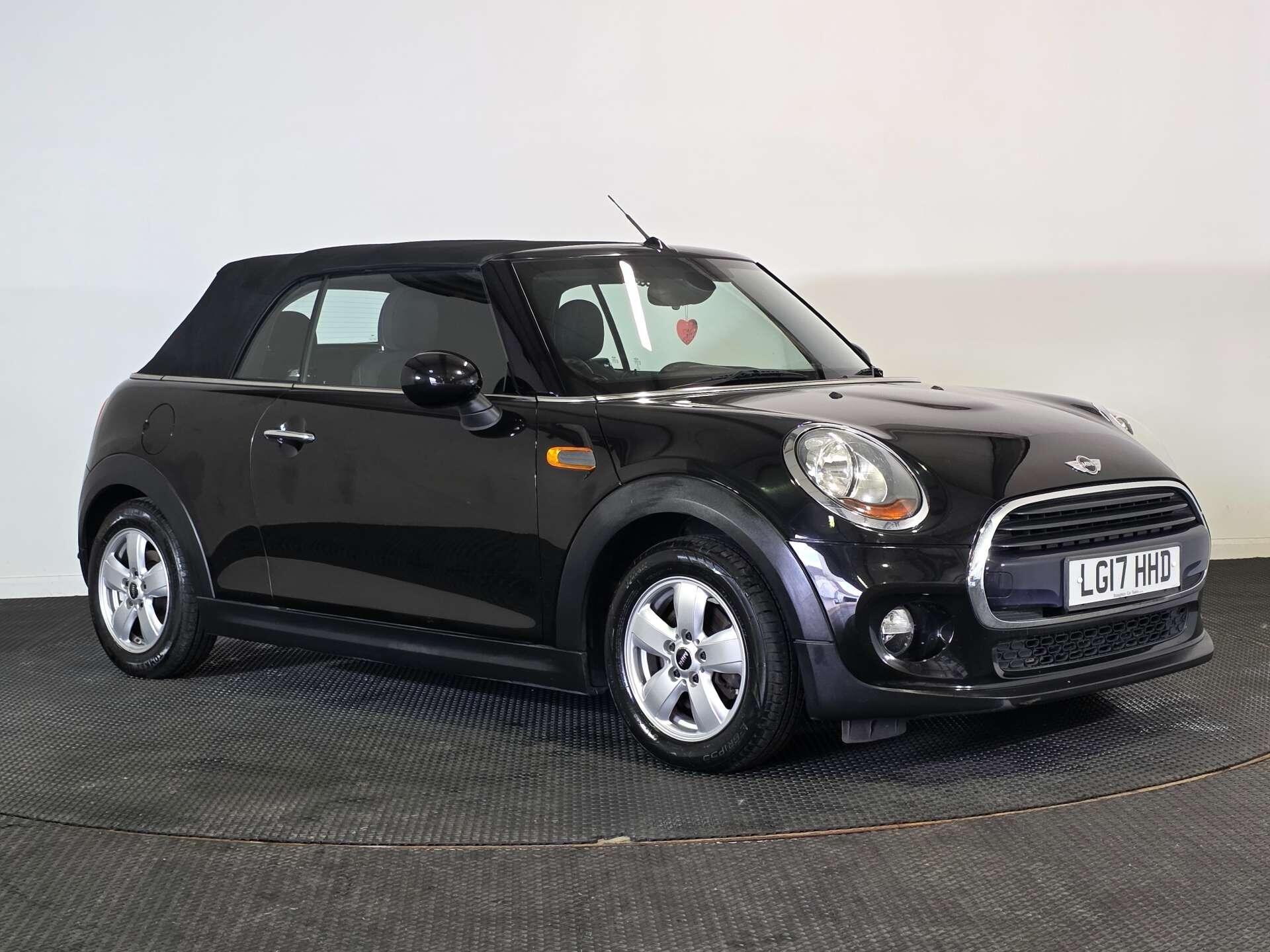 Mini Convertible view 2