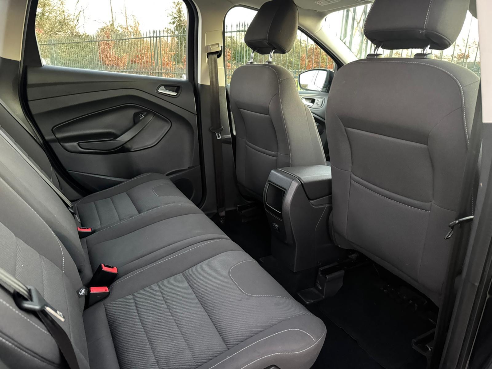 2014 Ford Kuga image 25