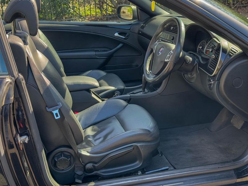 2010 Saab 9-3 2.0T Aero Auto Euro 4 2dr • 56,846 miles image 26