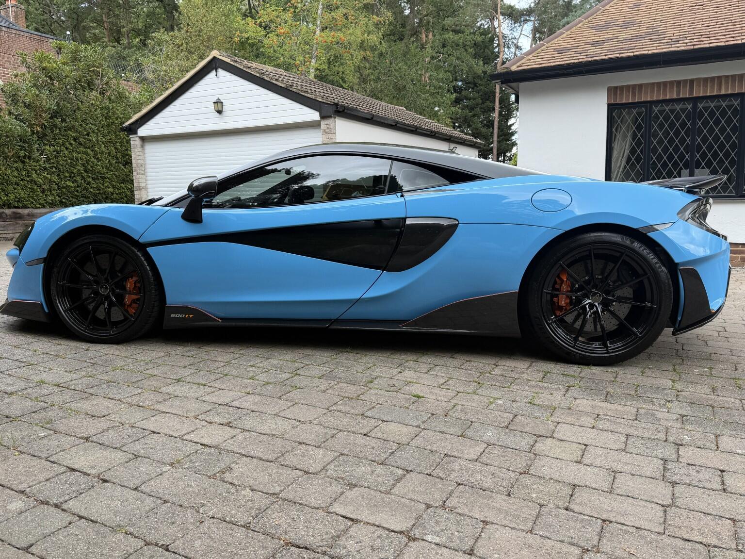 Mclaren 600LT view 5