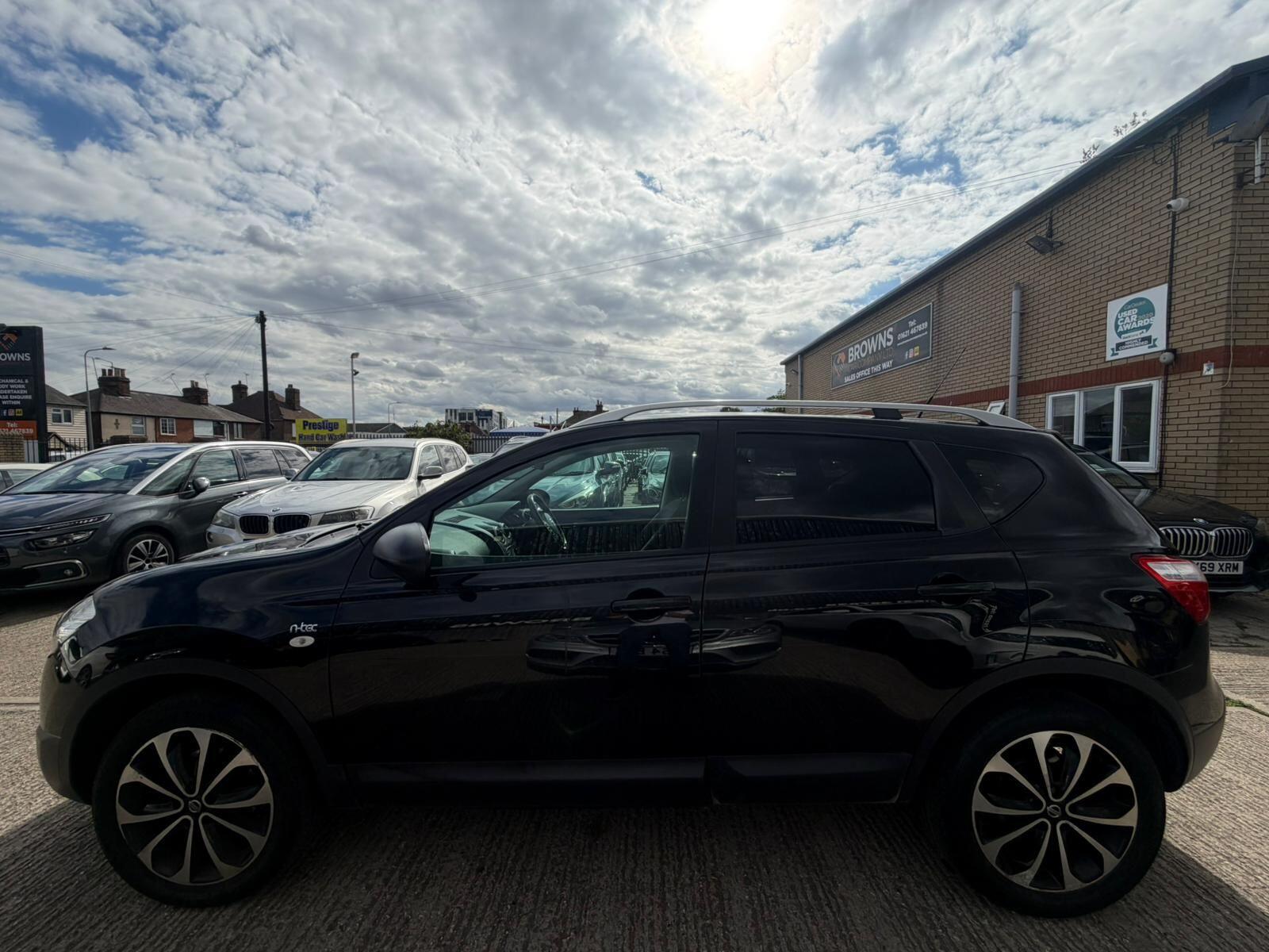 Nissan Qashqai view 5