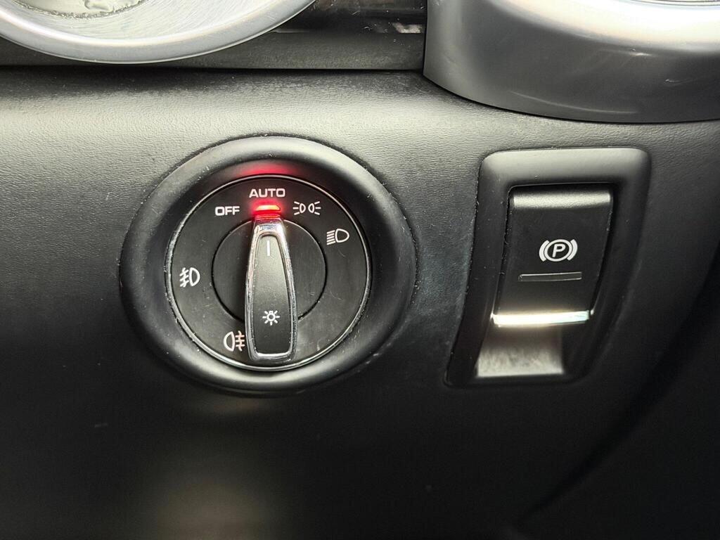 Porsche Cayenne view 50
