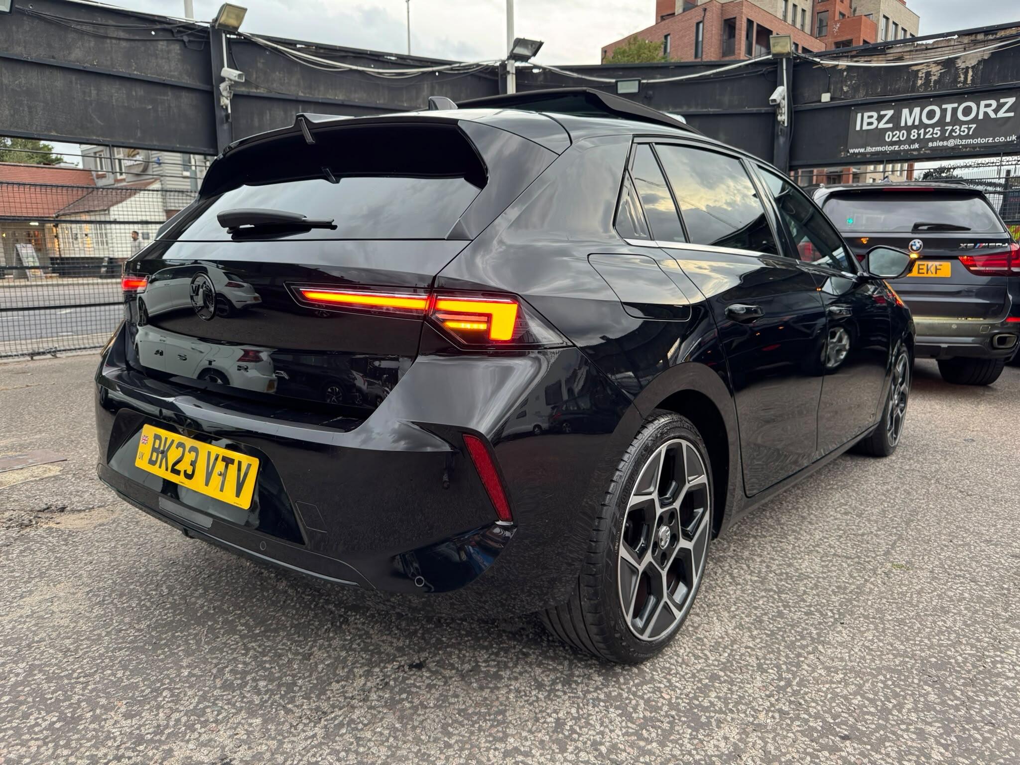 Vauxhall Astra view 18