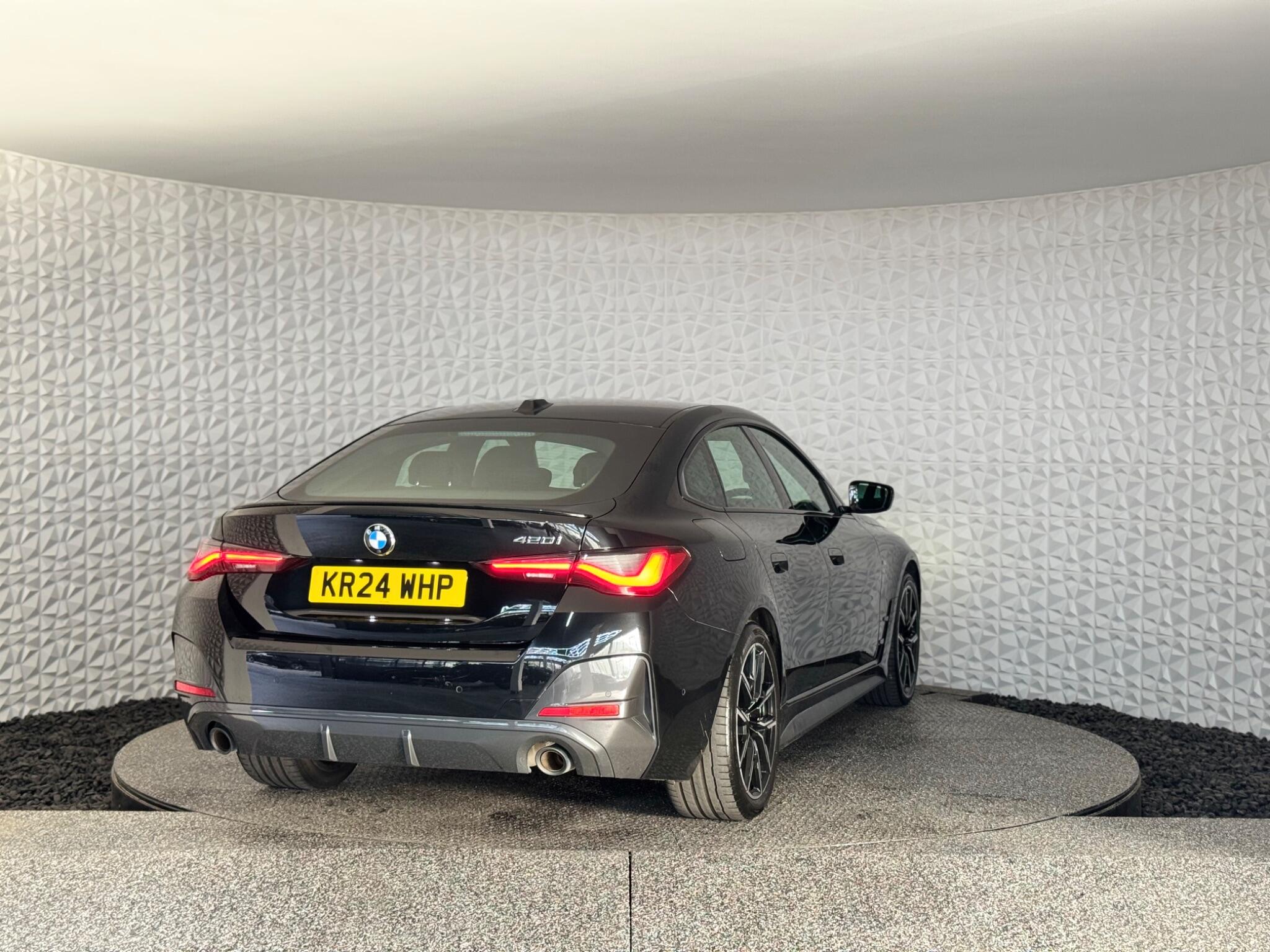 BMW 4 Series view 13