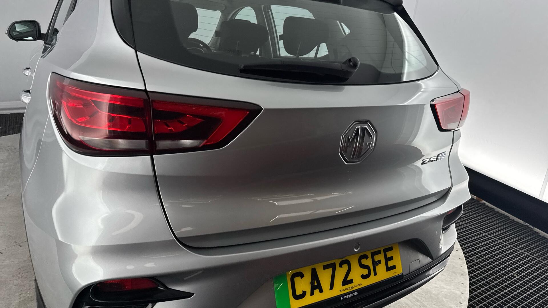 MG ZS view 26