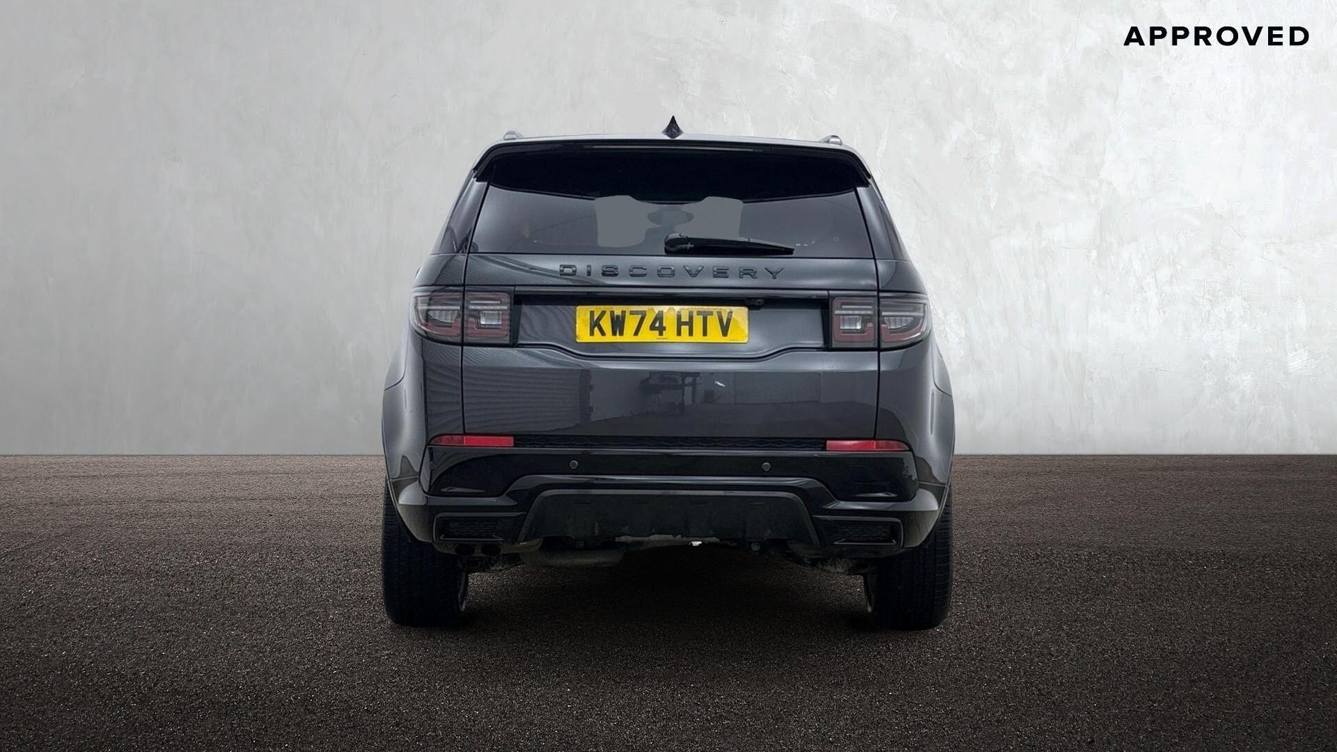 Land Rover Discovery Sport view 6
