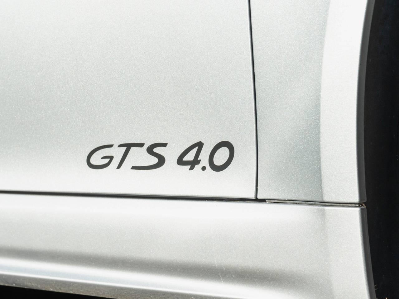 Porsche Cayman view 13