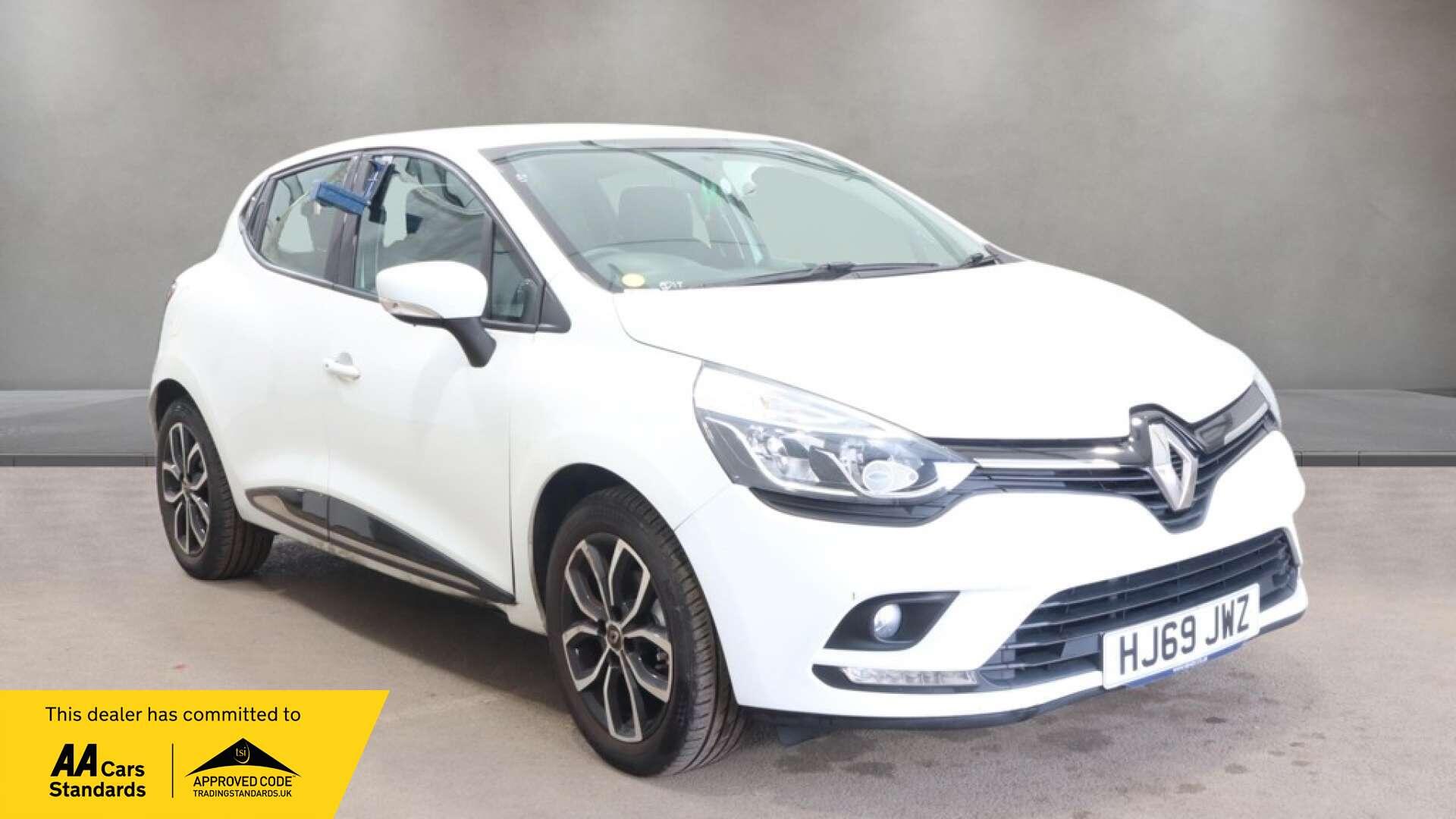 2019 Renault Clio in White for sale