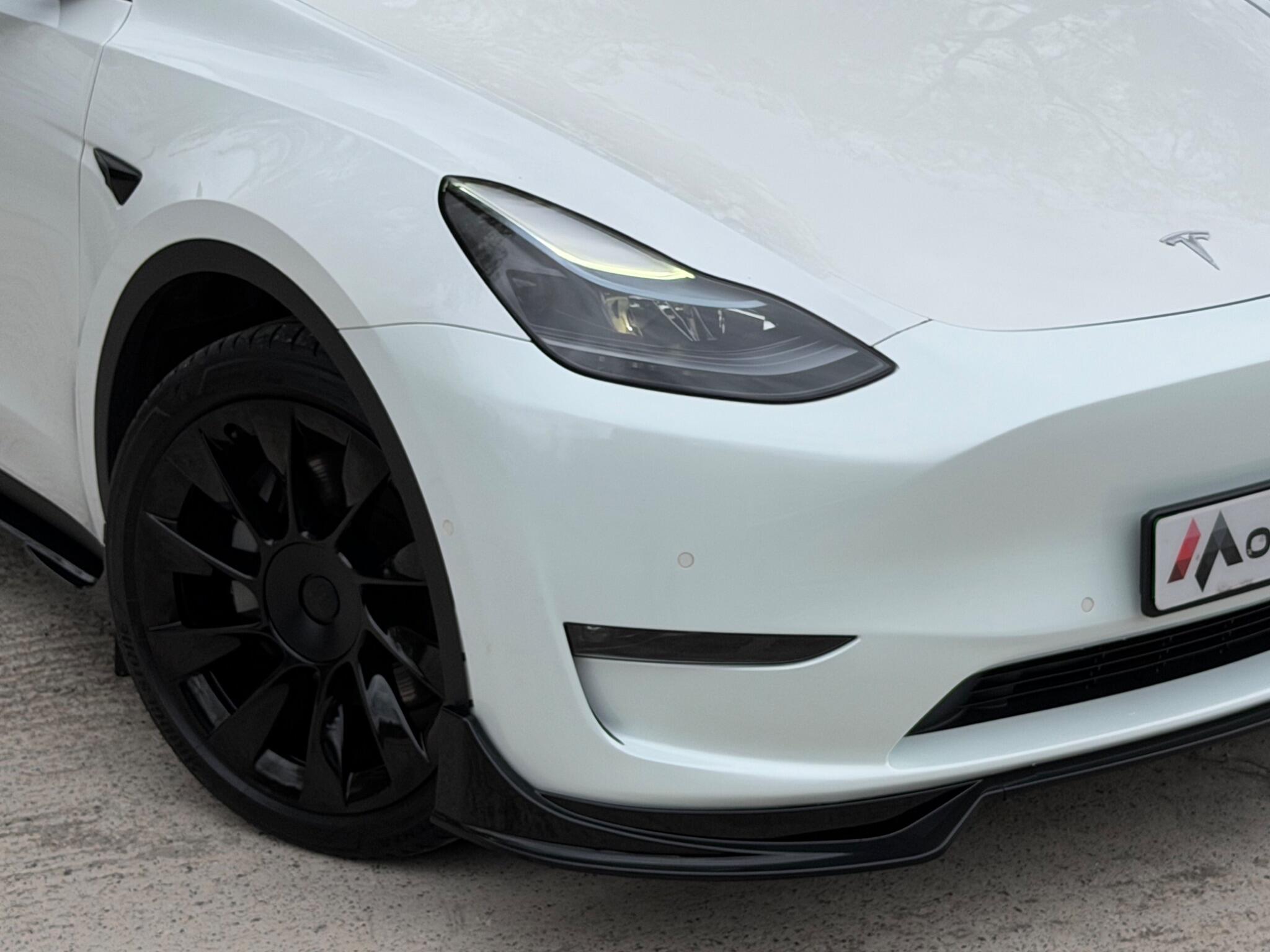 Tesla Model Y view 29