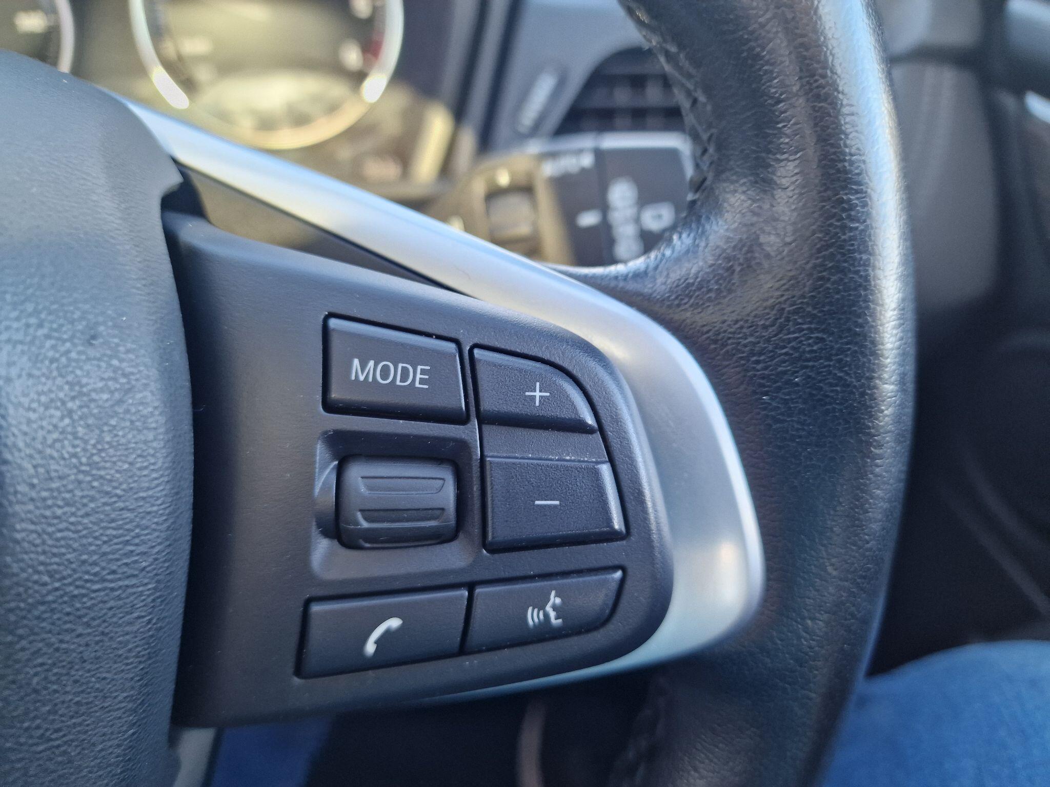 BMW 2 Series view 37