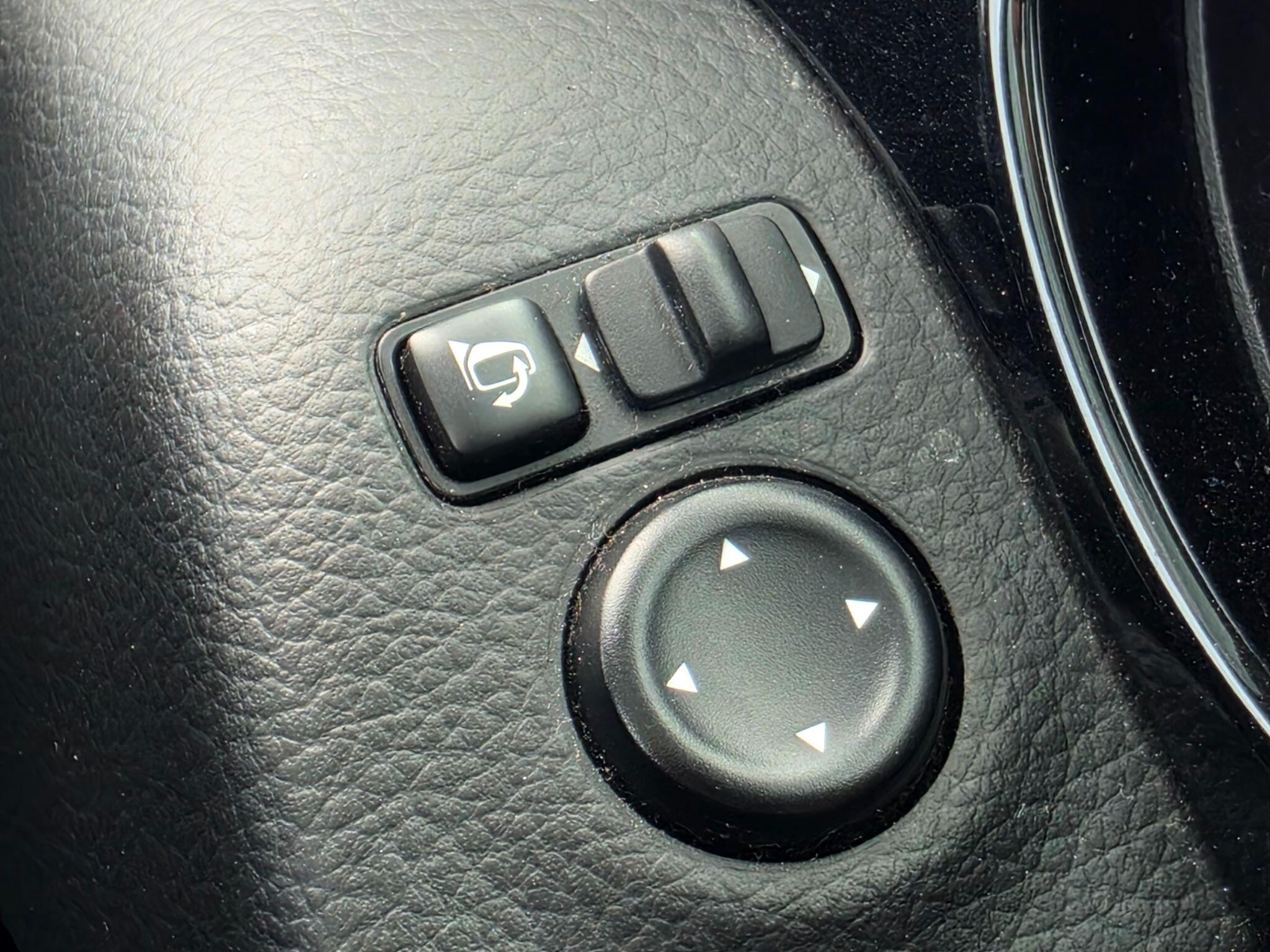 Nissan Qashqai view 25