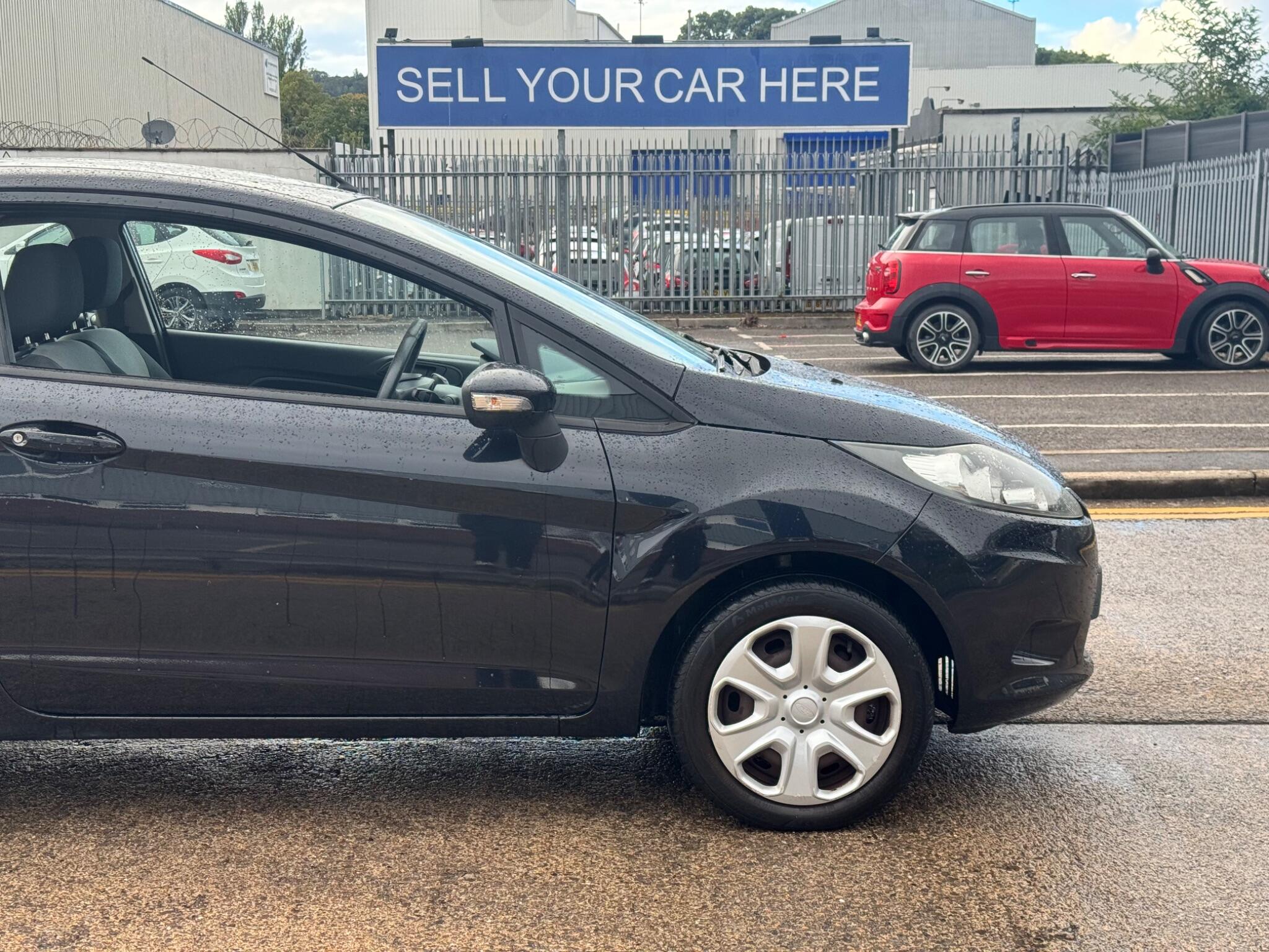Ford Fiesta view 16