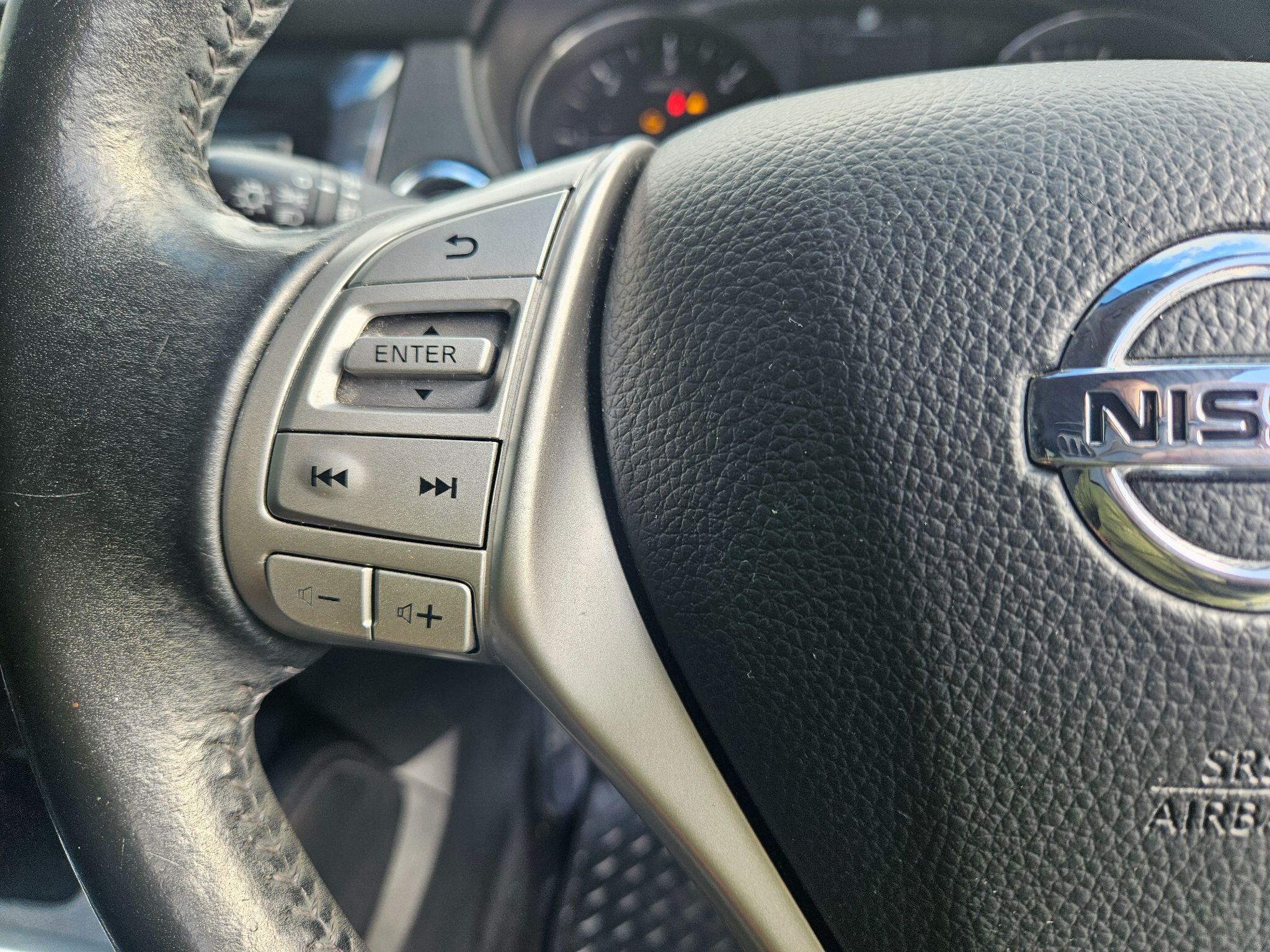 2017 Nissan Qashqai image 35
