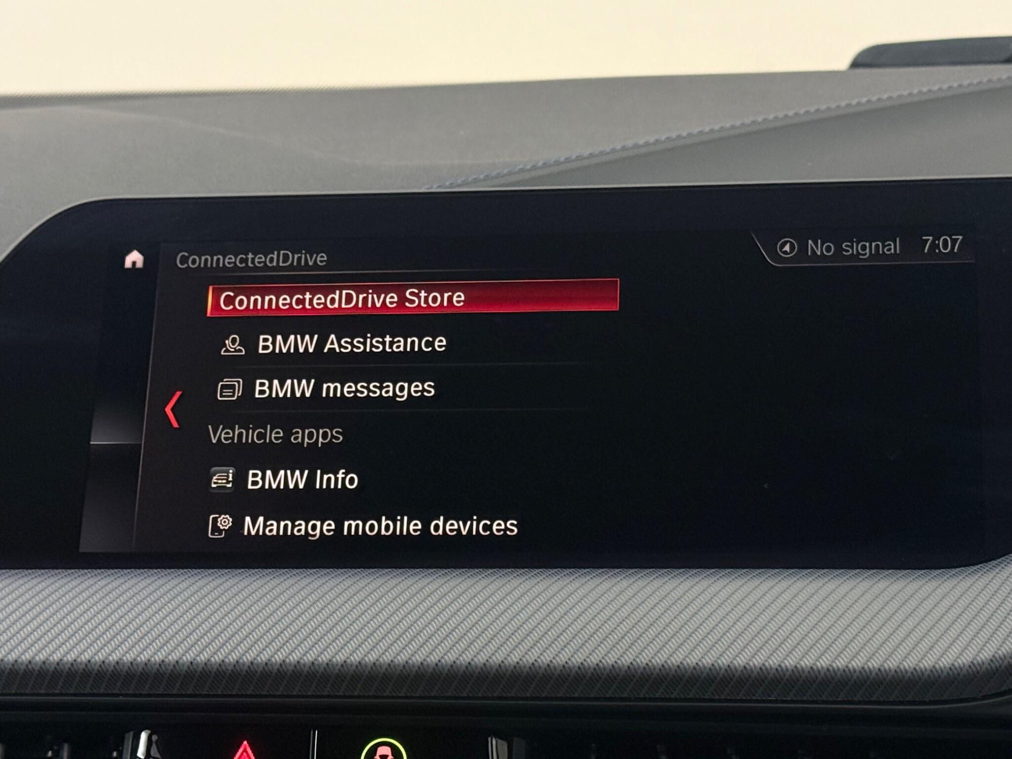BMW 1 Series view 30