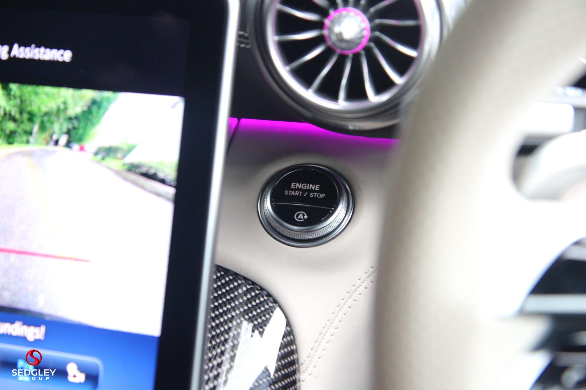 Mercedes-Benz SL view 34