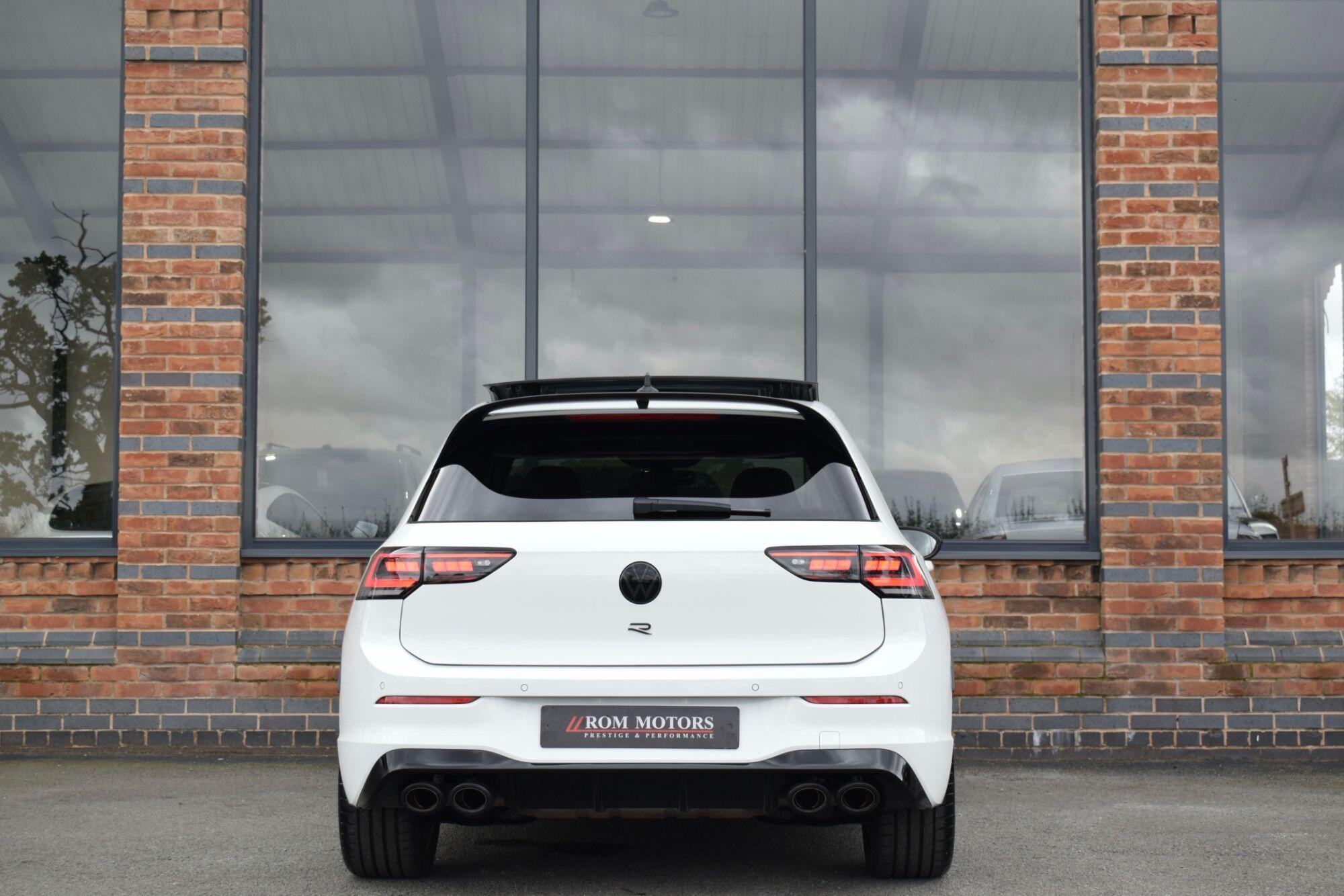 Volkswagen Golf view 6
