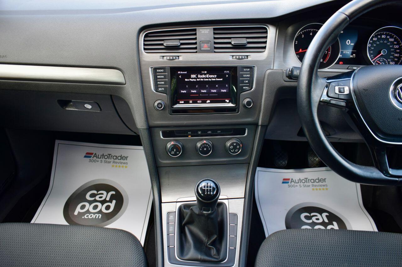 Volkswagen Golf view 46