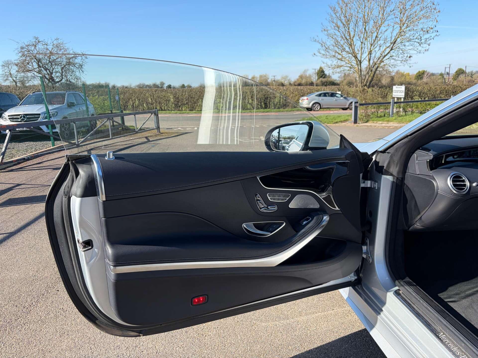 Mercedes-Benz S Class view 14