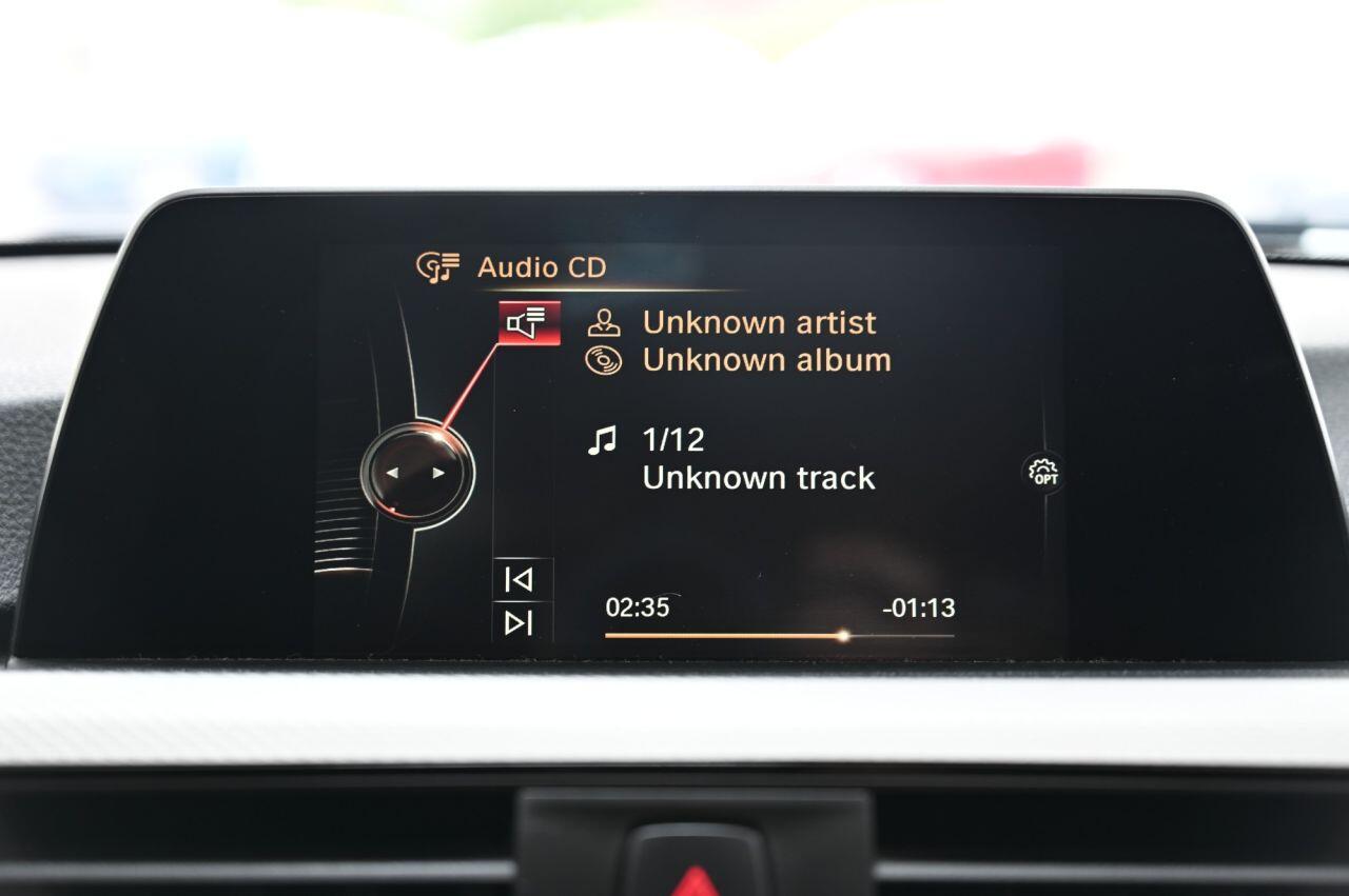 BMW 3 Series view 26