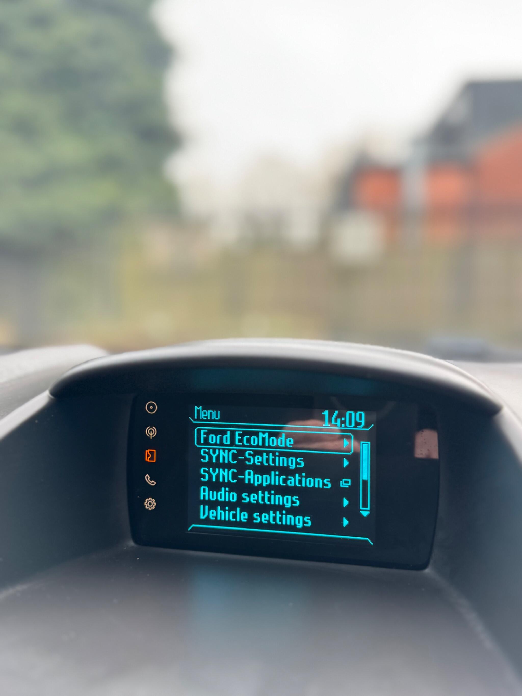 2014 Ford Fiesta 1.5 TDCi Zetec Euro 5 5dr image 53