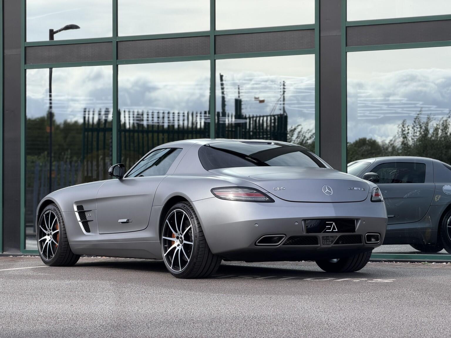 Mercedes-Benz Amg GT view 34