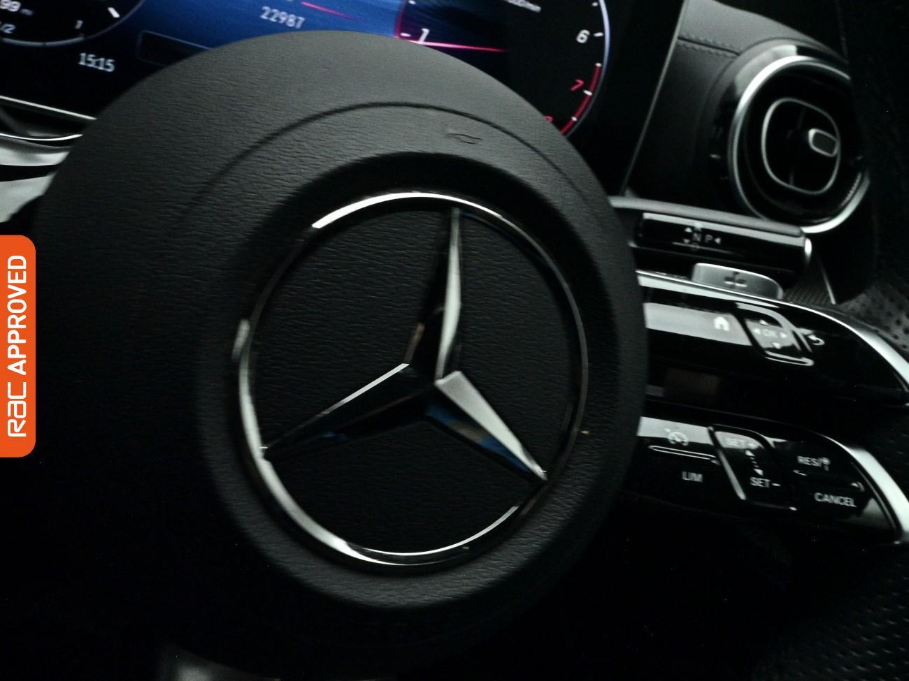 Mercedes-Benz C-Class view 21