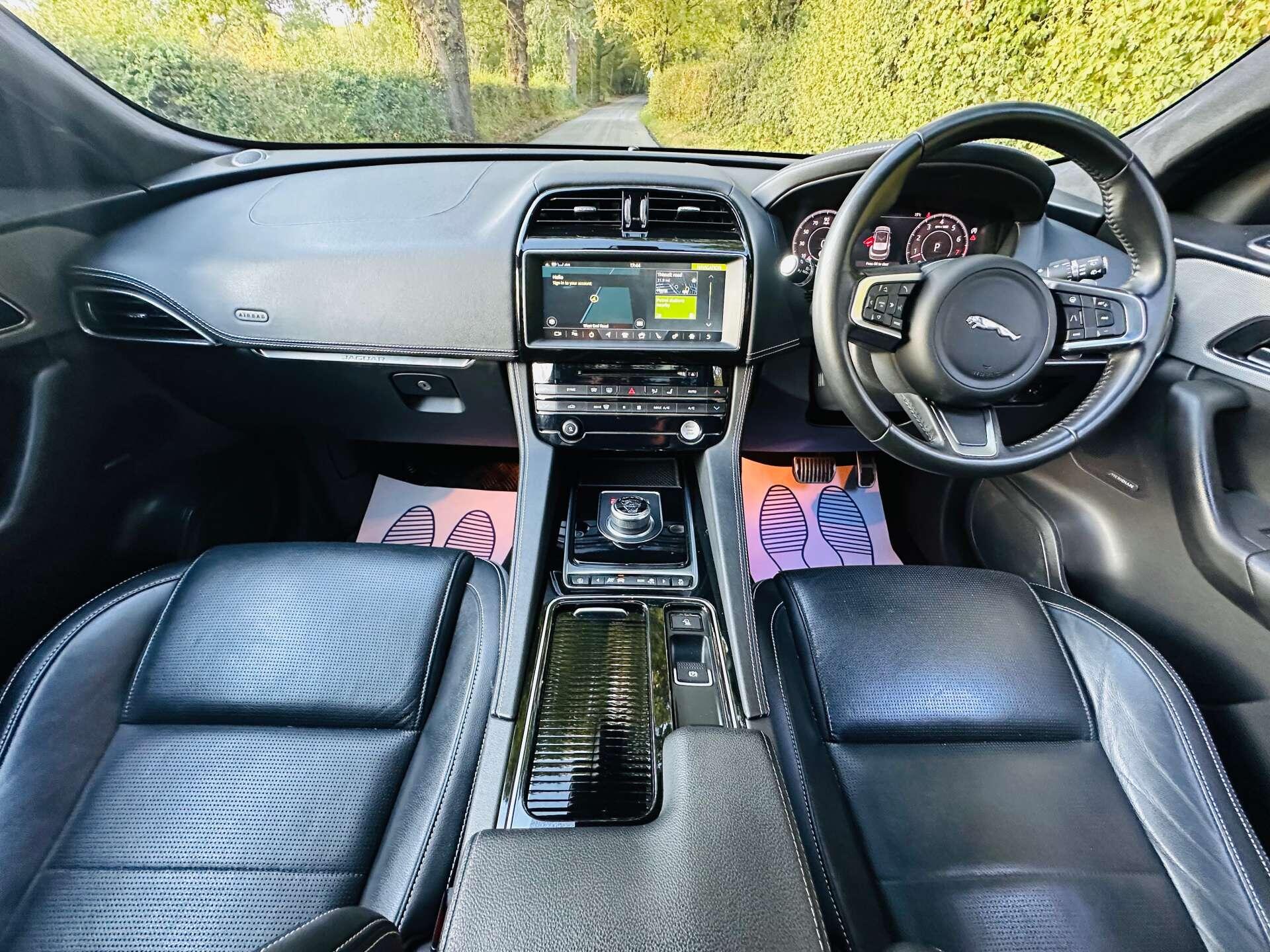 Jaguar F-Pace view 11