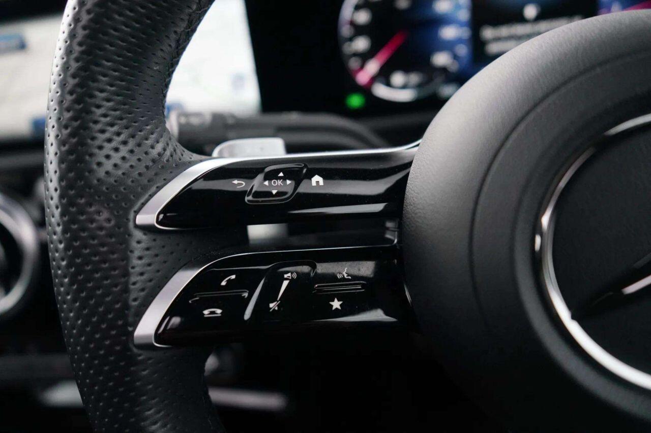 Mercedes-Benz Cla view 19